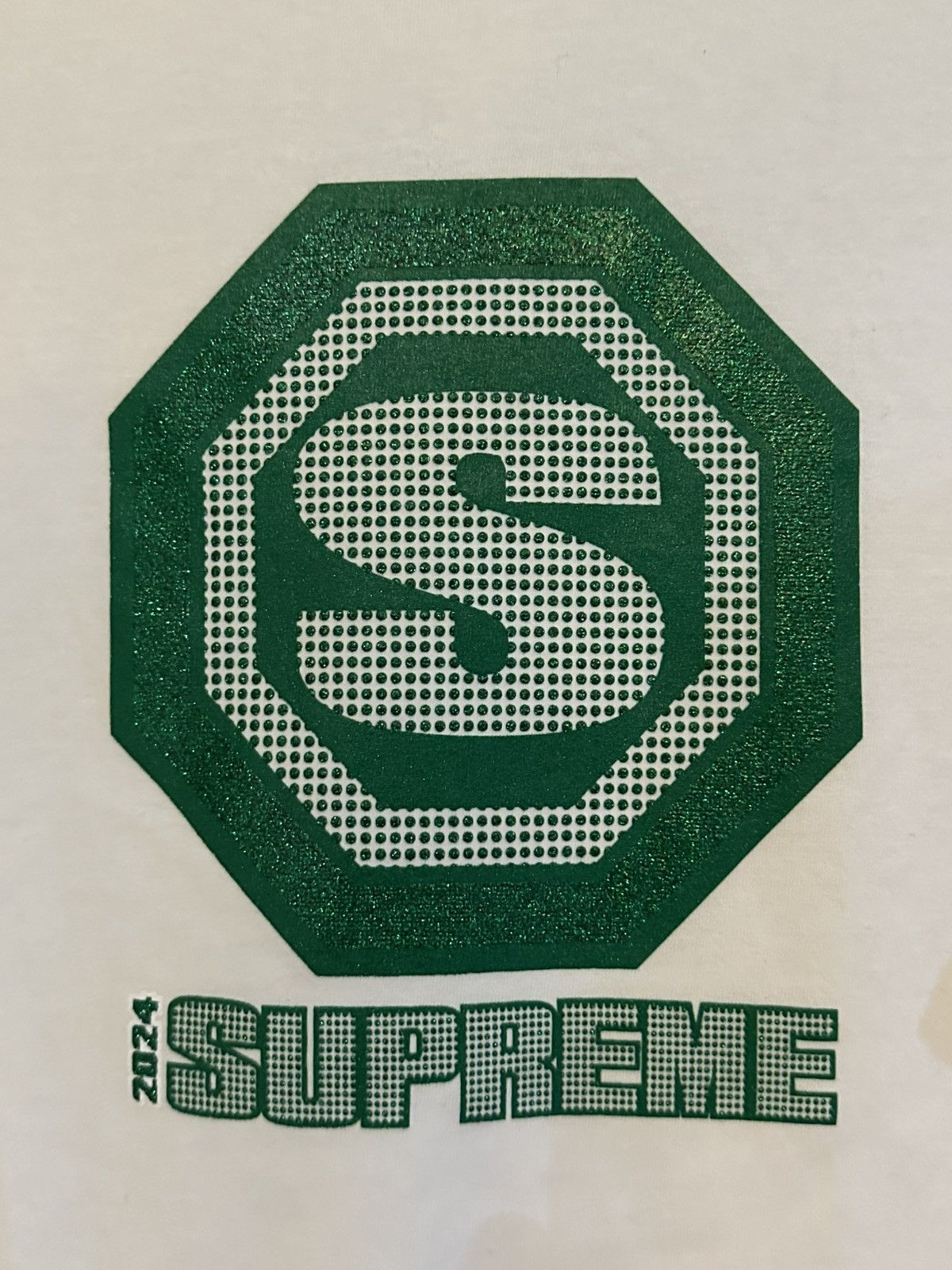 Supreme Supreme white green glitter forever outshine t shirt Size US L / EU 52-54 / 3 - 10 Thumbnail