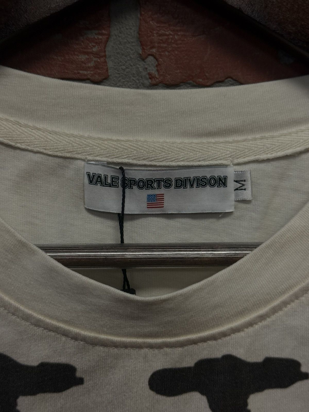 Vale Vale Valley 97FM Tee Shirt Size Medium (NEW) Size US M / EU 48-50 / 2 - 6 Thumbnail