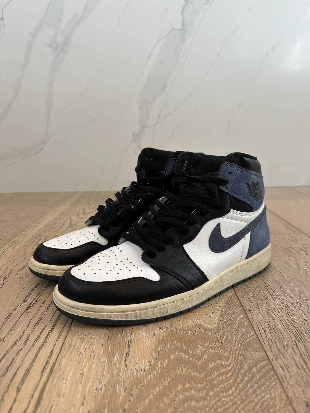 Jordan Brand Jordan 1 Retro High Blue Moon Size US 12.5 / EU 45-46 - 1 Thumbnail