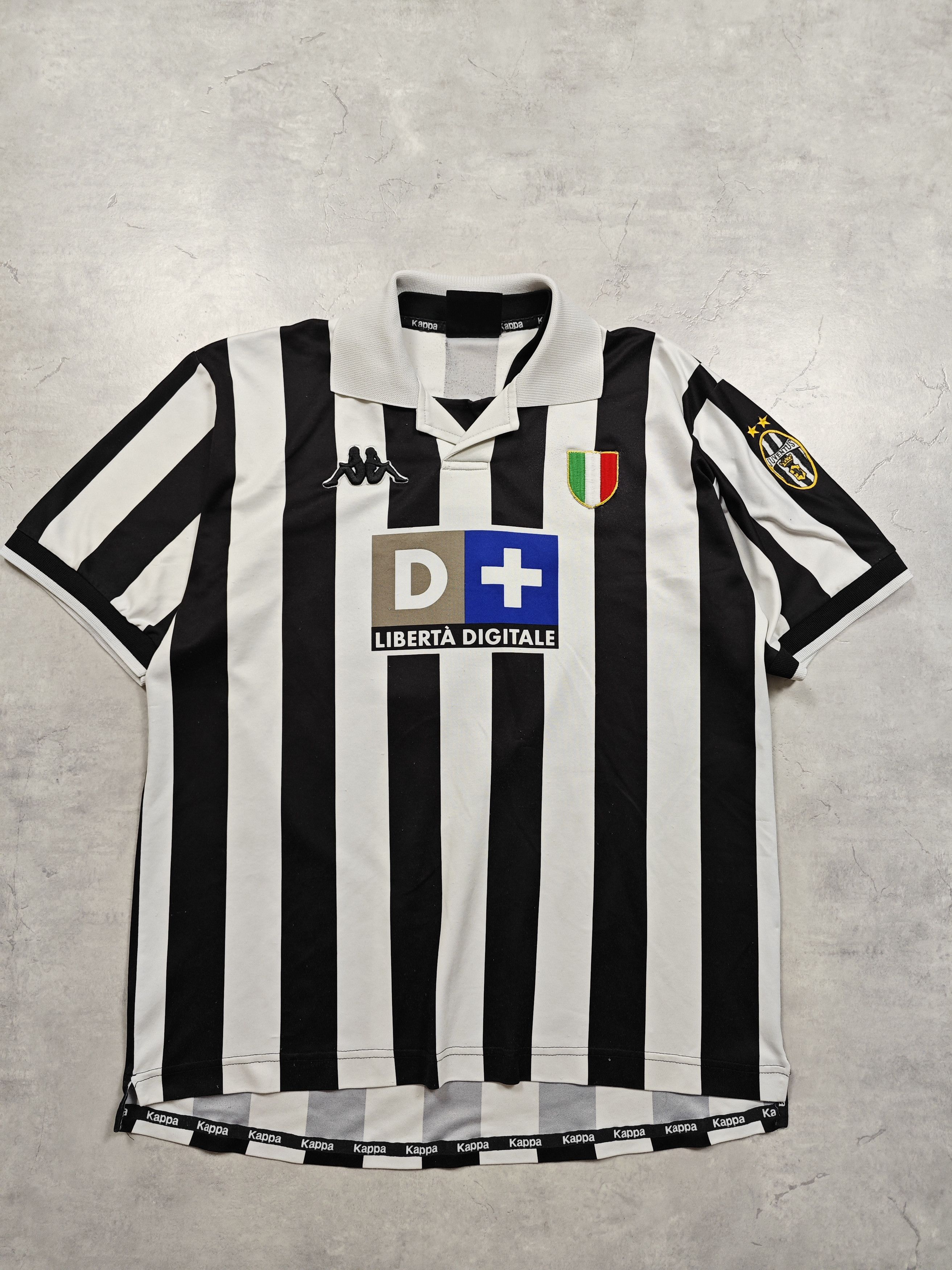 Kappa Kappa Juventus 1998 TREZEGUET 17 Size US L / EU 52-54 / 3 - 1 Thumbnail