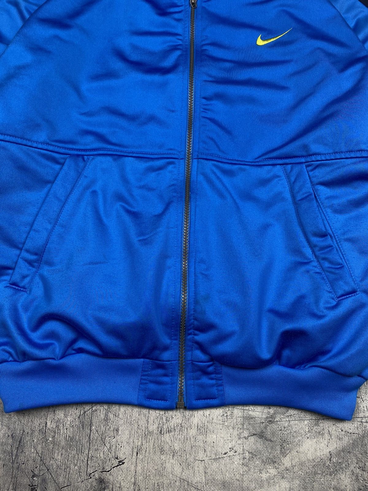 Nike Vintage Nike Track Jacket Big Swoosh Full Zip Y2K Size US L / EU 52-54 / 3 - 8 Thumbnail