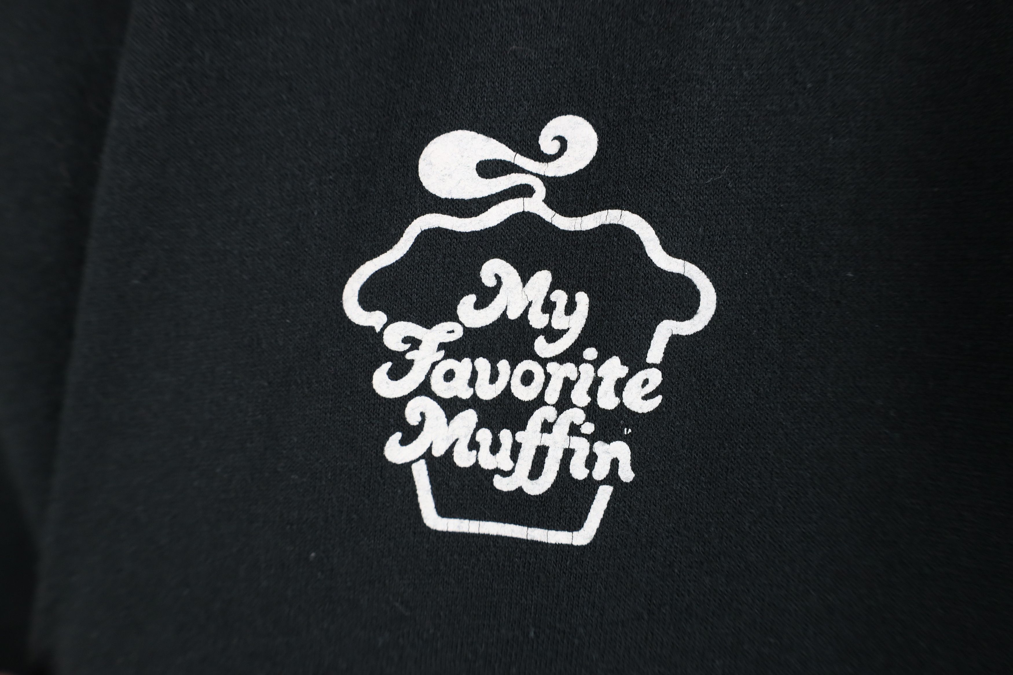 Vintage Vintage 90s Streetwear My Favorite Muffin T-Shirt Black USA Size XL / US 12-14 / IT 48-50 - 4 Thumbnail