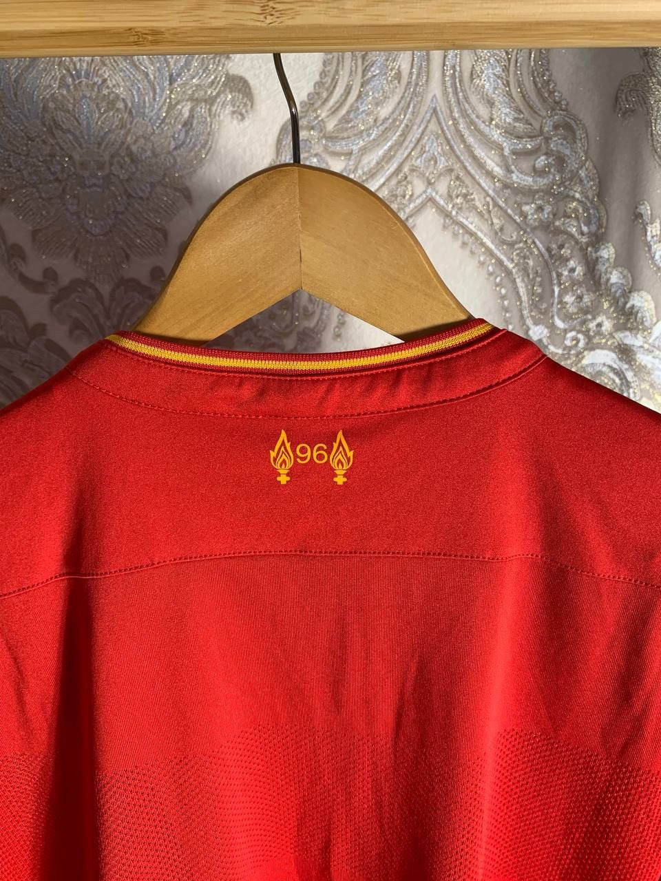 New Balance VINTAGE NEW BALANCE FC LIVERPOOL ENGLAND SOCCER JERSEY RETRO Size US XXL / EU 58 / 5 - 8 Thumbnail