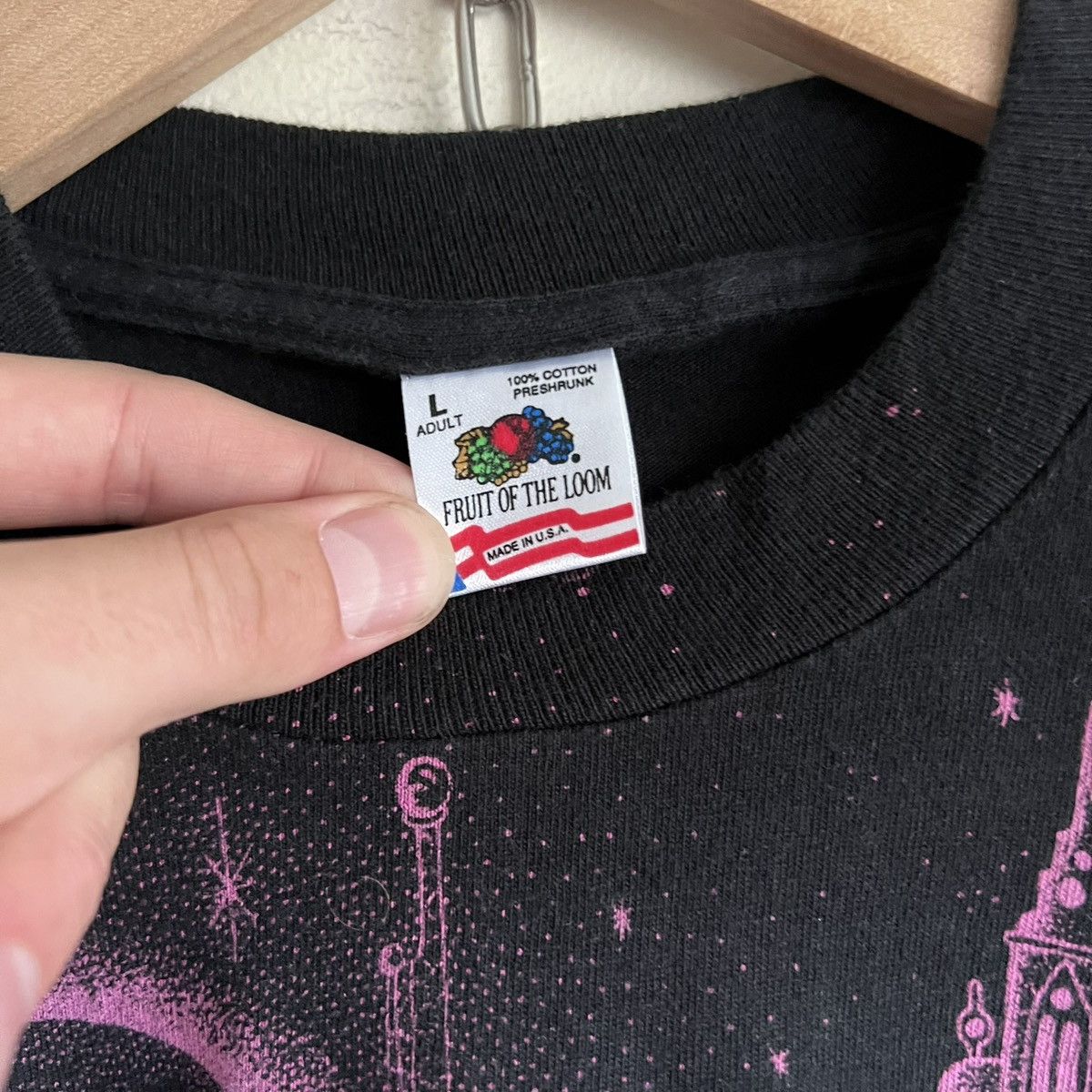 Fruit Of The Loom × Vintage Large 1992 Screen Shop Wizard, Magic & Mythology AOP tee Size US L / EU 52-54 / 3 - 3 Thumbnail