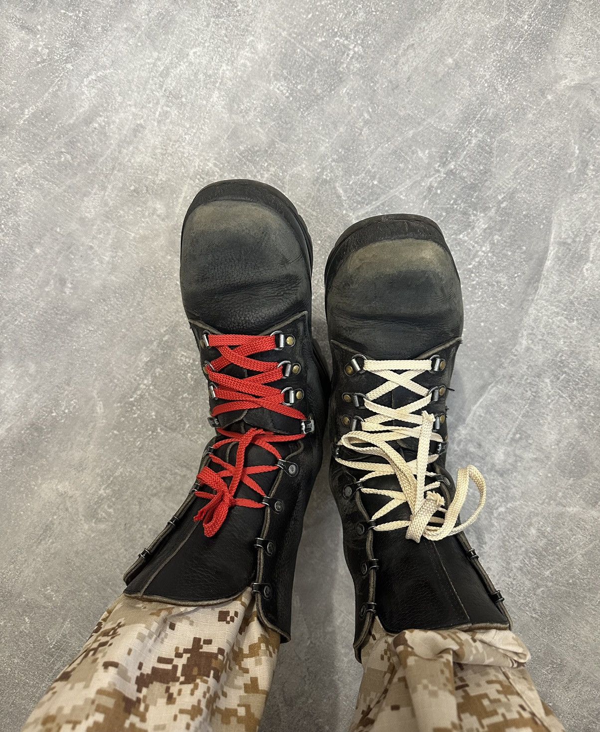Vintage Vintage Military Black Leather Boots Y2K style Size US 10 / EU 43 - 2 Thumbnail