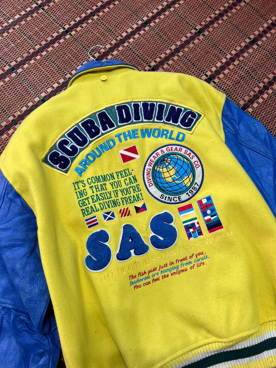 Vintage Vintage SAS Scuba Diving Varsity Jacket Size US L / EU 52-54 / 3 - 8 Thumbnail