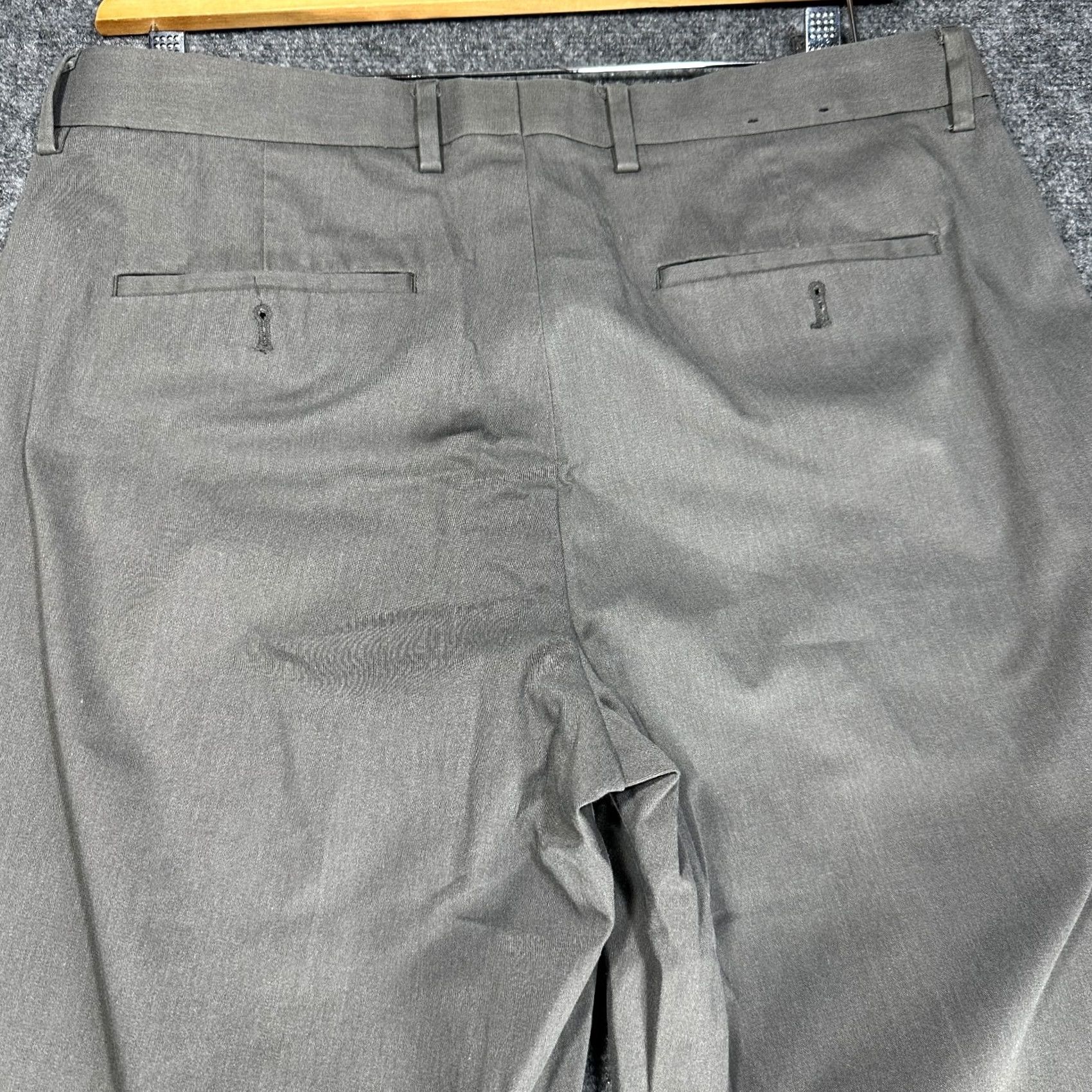 Express Express Pants 34 Gray Stretch Flat Front Pockets Straight Leg Mens Pants Size US 34 / EU 50 - 6 Thumbnail