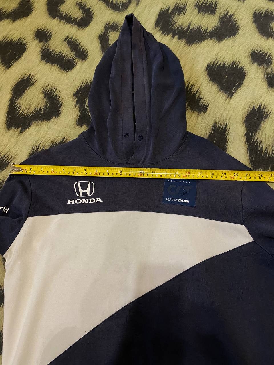 Vintage Scuderia Alphatauri Honda Team Racing Hoodie Size XL Size US XL / EU 56 / 4 - 13 Thumbnail