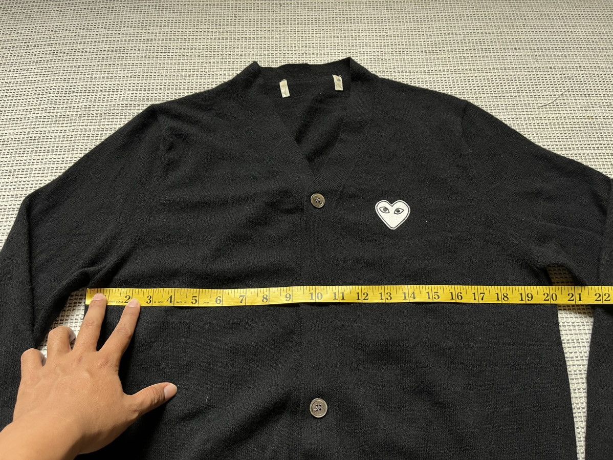 Comme des Garcons PLAY Comme Des Garcons Play white heart sweater Size US L / EU 52-54 / 3 - 8 Thumbnail
