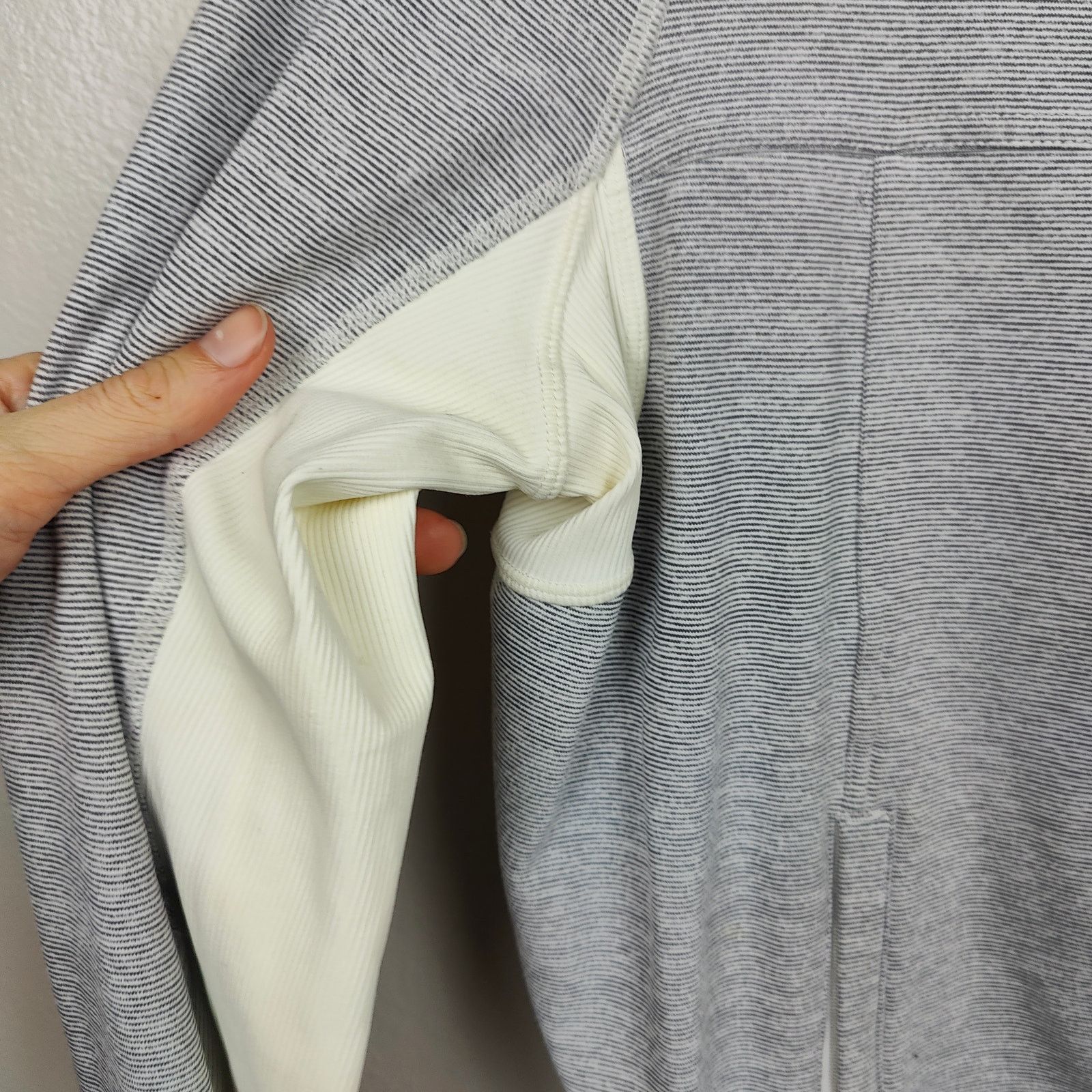 Lululemon Lululemon Get It Started Jacket Womens 12 Full Zip Mesh Size XL / US 12-14 / IT 48-50 - 4 Thumbnail