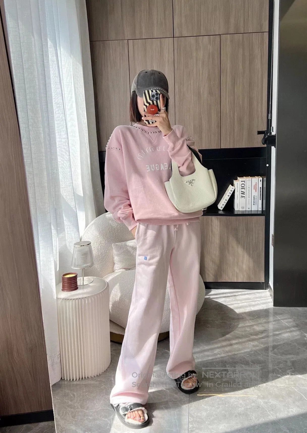 Miu Miu miu miu pink logo embellished sweatshirt. Size XS / US 0-2 / IT 36-38 - 8 Thumbnail