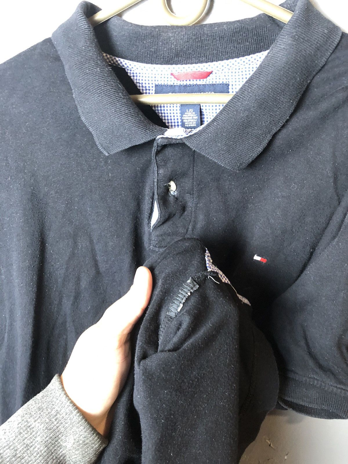 Tommy Hilfiger Men’s polo Tommy Hilfiger size L Size US L / EU 52-54 / 3 - 5 Thumbnail