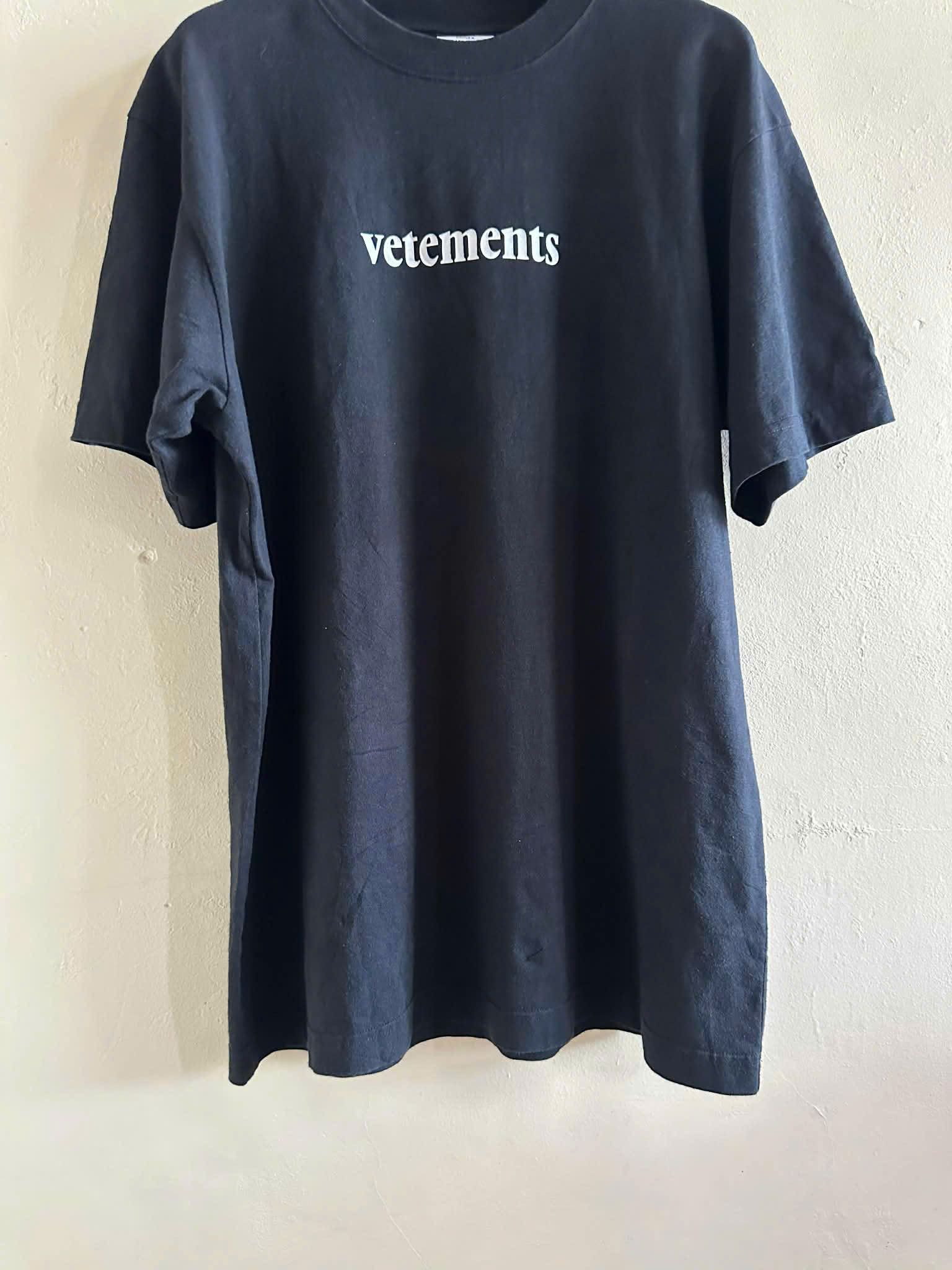 Vetements T SHIRT VETEMNES Size US XS / EU 42 / 0 - 9 Thumbnail