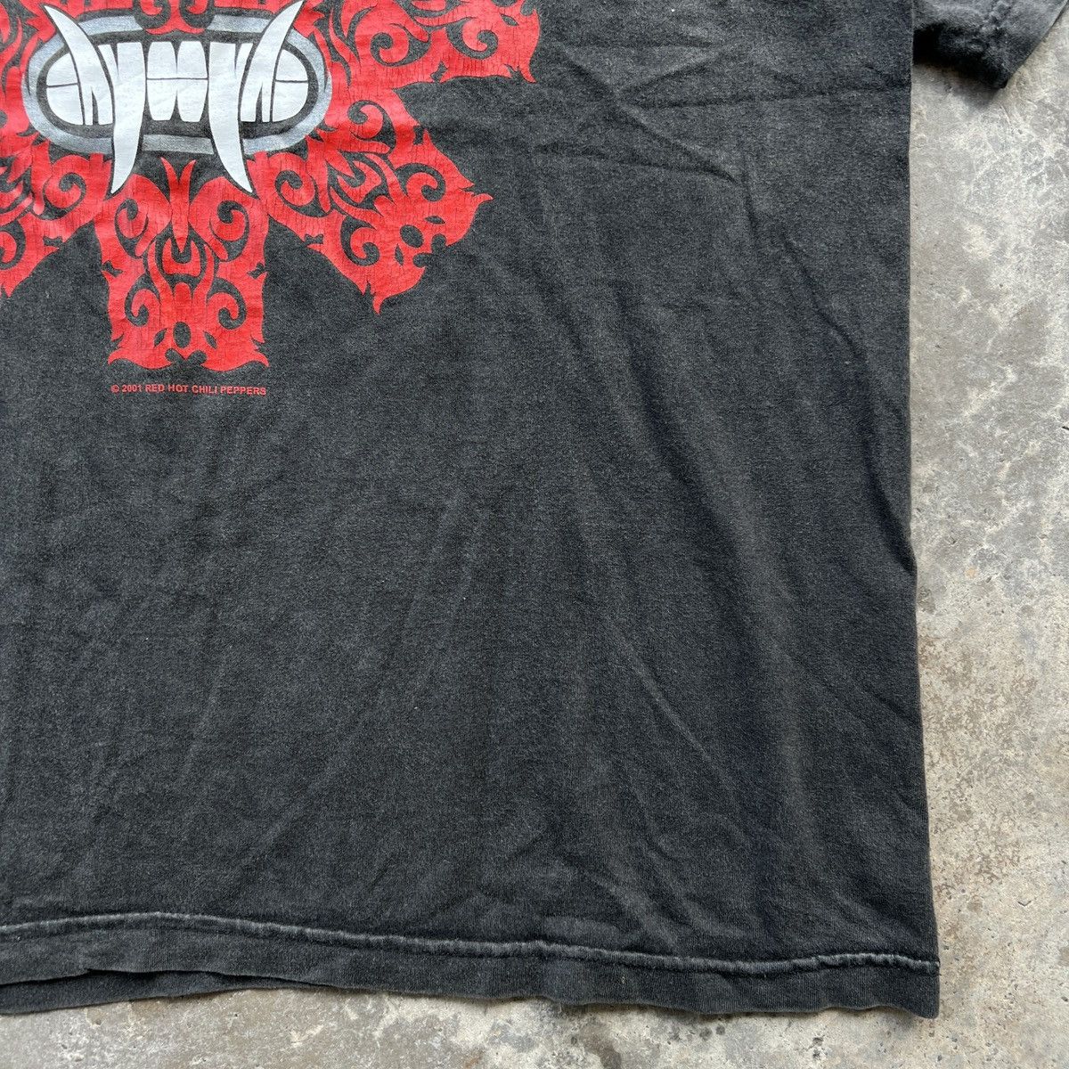 Band Tees Vintage Red Hot Chili Peppers Band Tshirt Bootleg Size US L / EU 52-54 / 3 - 6 Thumbnail