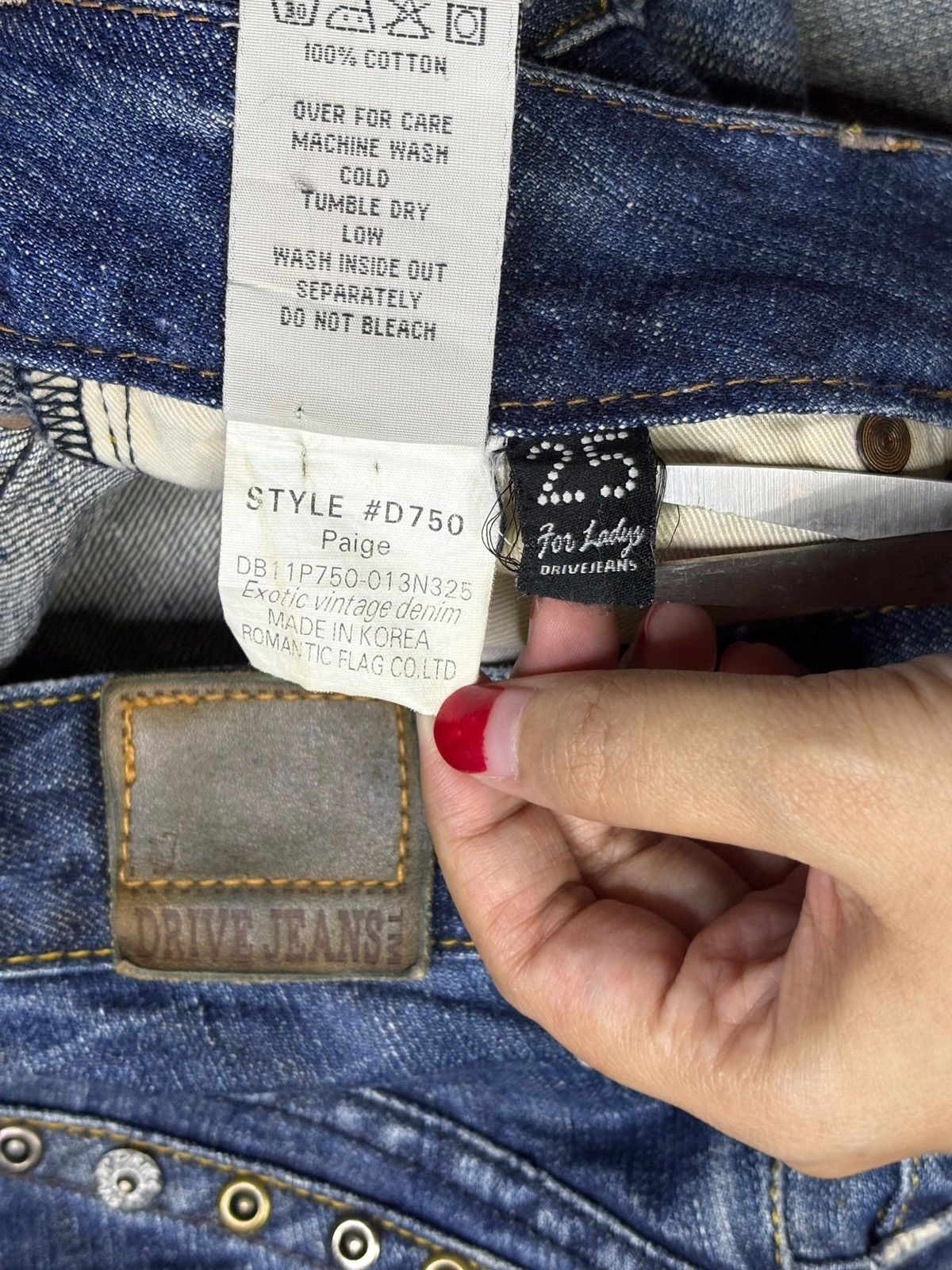Seditionaries Vintage Japanese Brand Faded Mud Wash Studded Flare Jeans Size 28" / US 6 / IT 42 - 11 Thumbnail