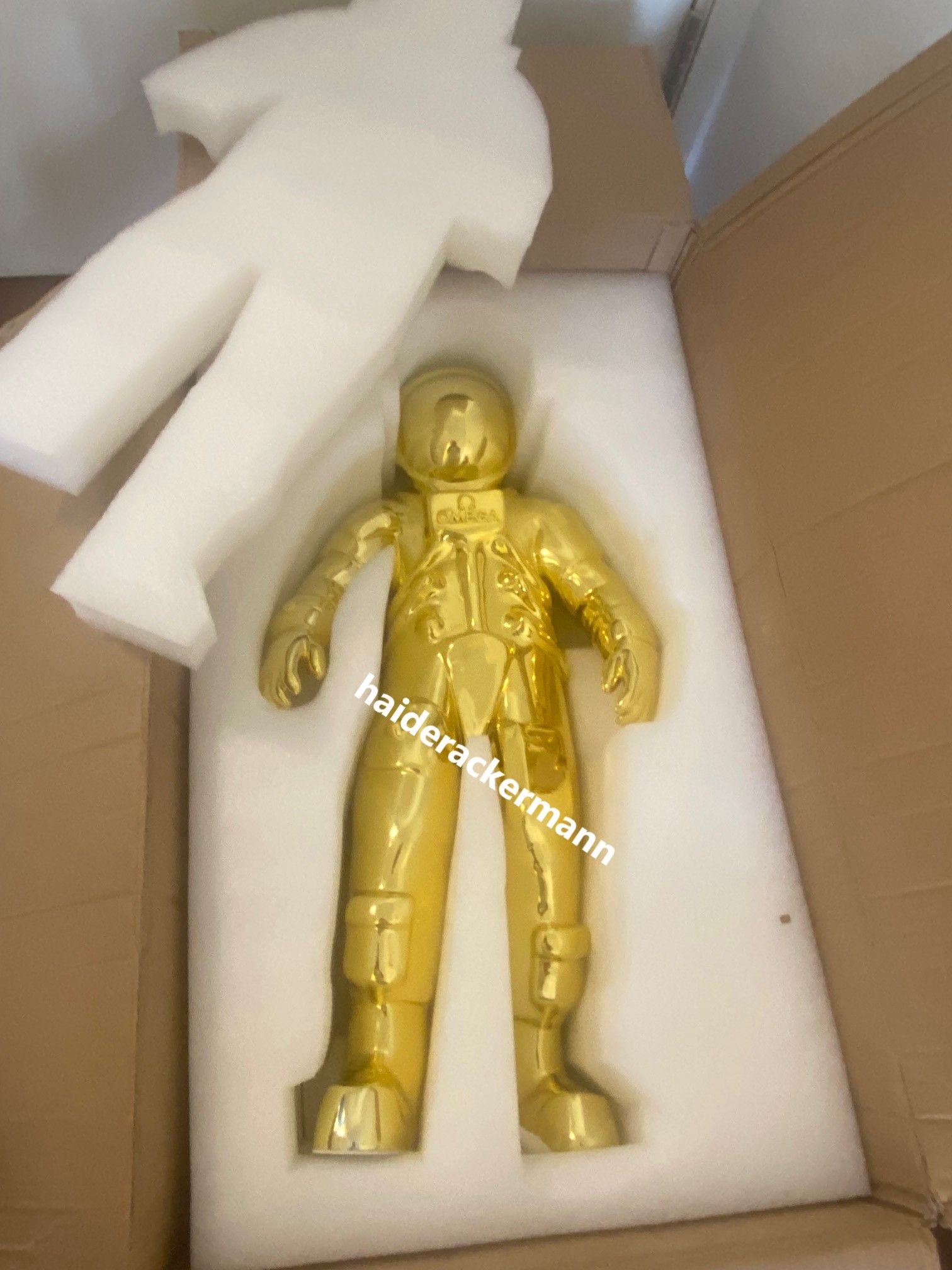 Omega Omega 50th moon landing speedmaster 70 cm astronaut figure Size ONE SIZE - 2 Thumbnail