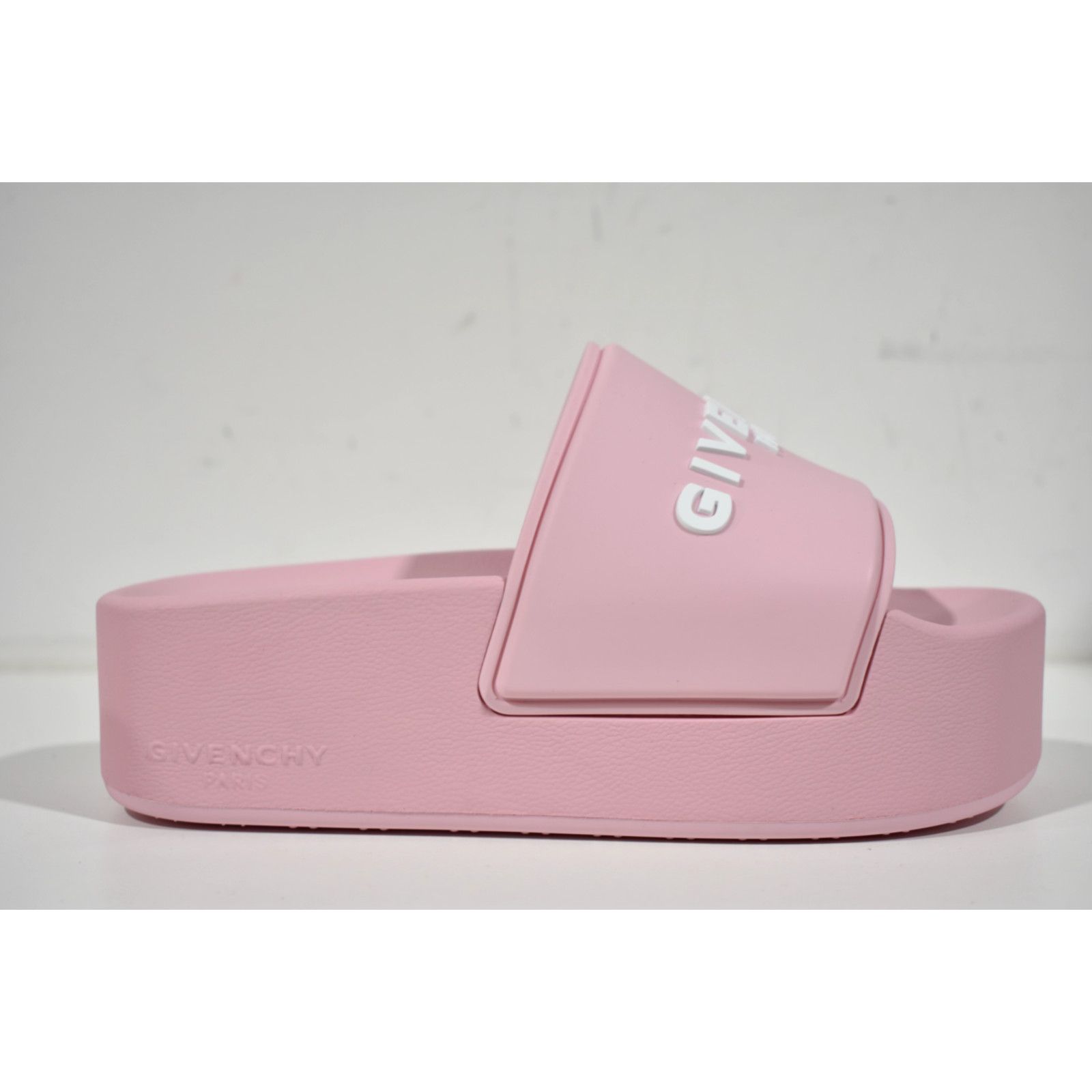 Givenchy Givenchy Pink Platform Rubber White Logo Slide On Pool Size US 10 / IT 40 - 2 Thumbnail