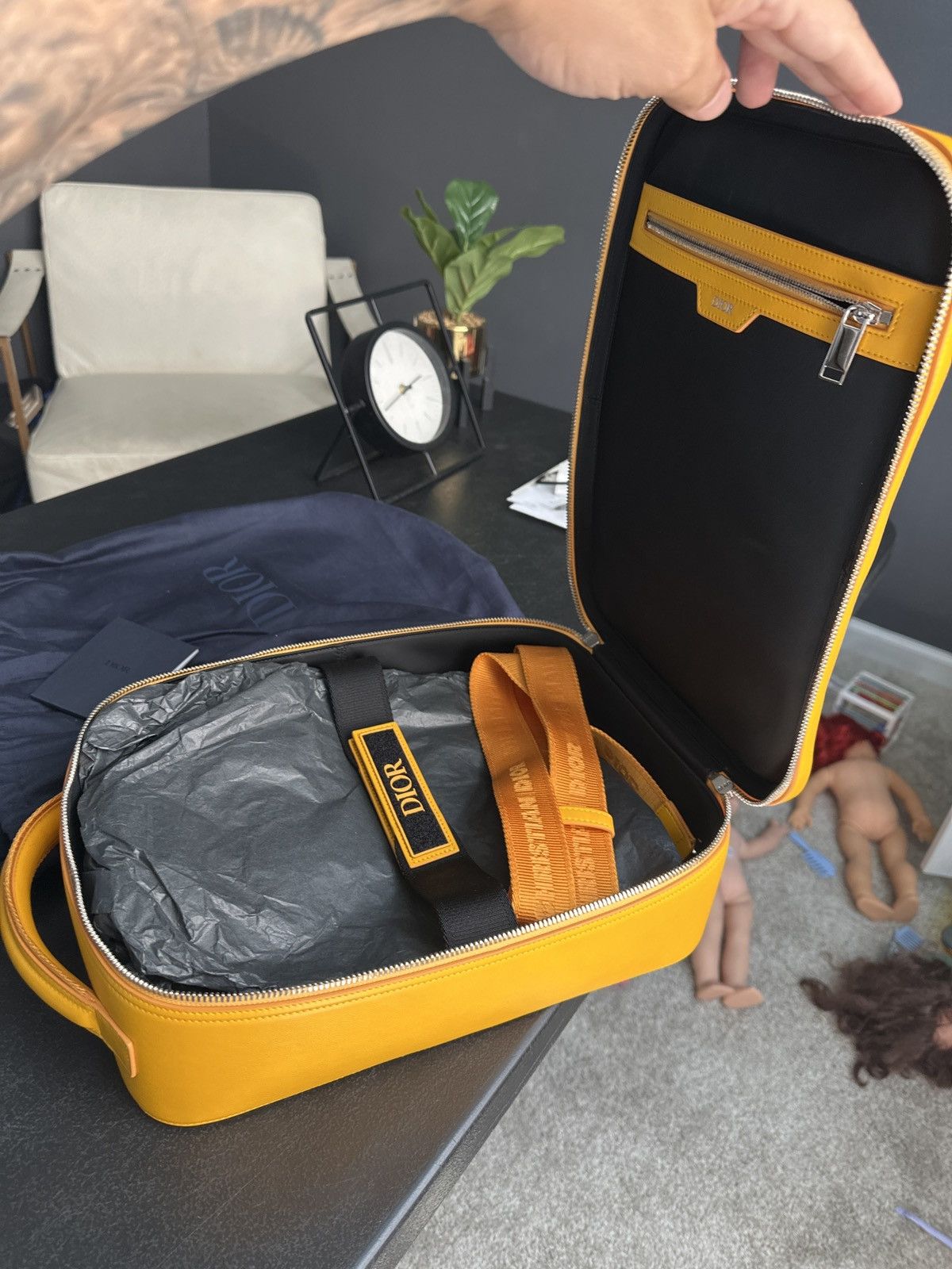 Dior *Final Price Drop* DIOR MEN Oblique Travel Bag Size ONE SIZE - 8 Thumbnail