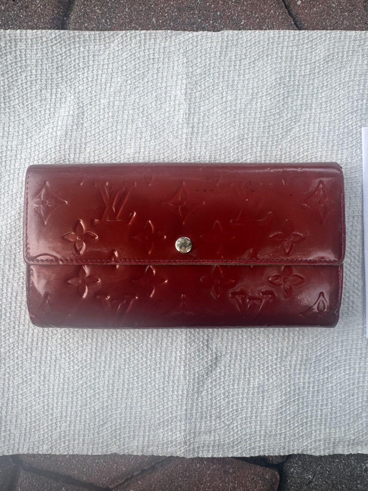Louis Vuitton LOUIS VUITTON Vernis Red Long Wallet 💋 Size ONE SIZE - 2 Thumbnail