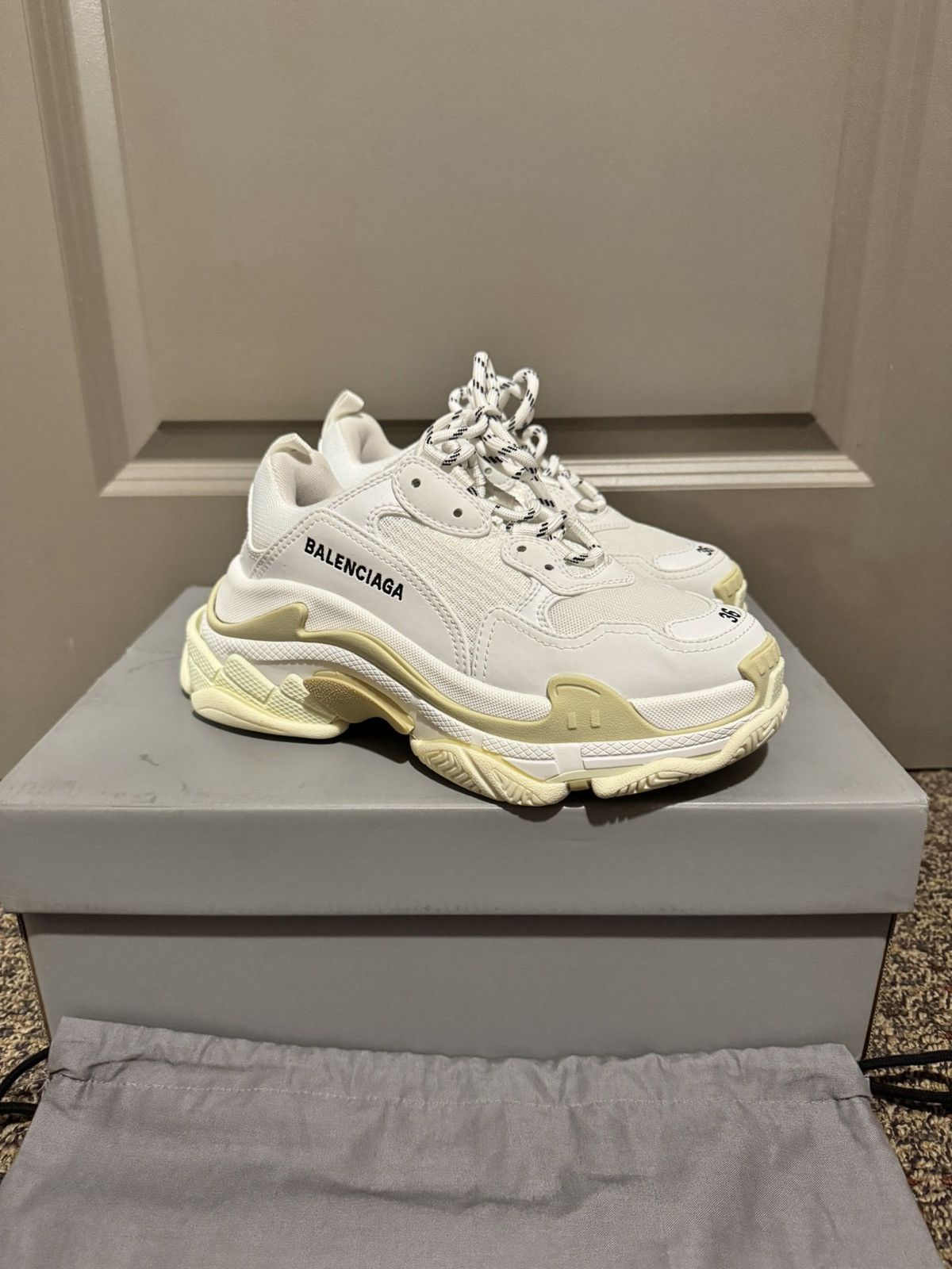 Balenciaga Balenciaga triple S sneaker Size US 6 / IT 36 - 1 Thumbnail