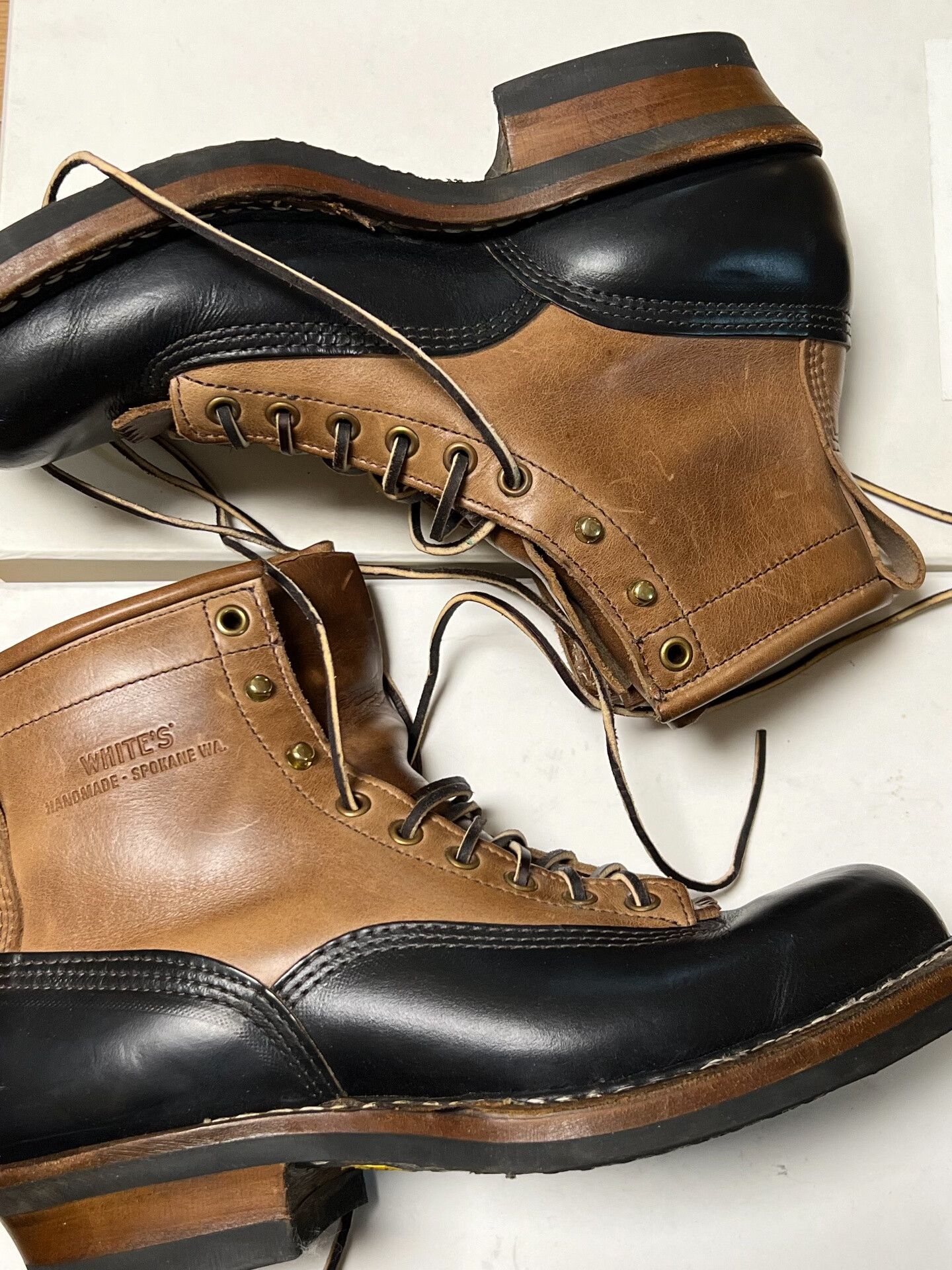 White's Boots White Short-Faced Boots with Leather Detailing Size US 8 / EU 41 - 1 Thumbnail