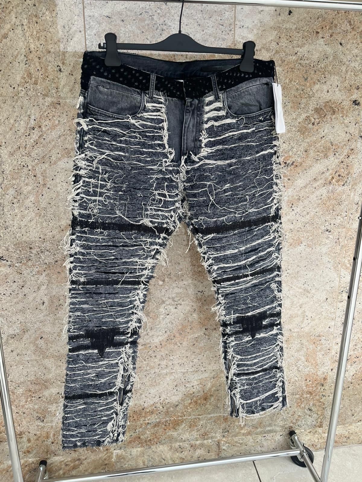 Alyx 6 Pocket Blackmeans Distressed & Frayed Denim in Black Size US 36 / EU 52 - 16 Thumbnail