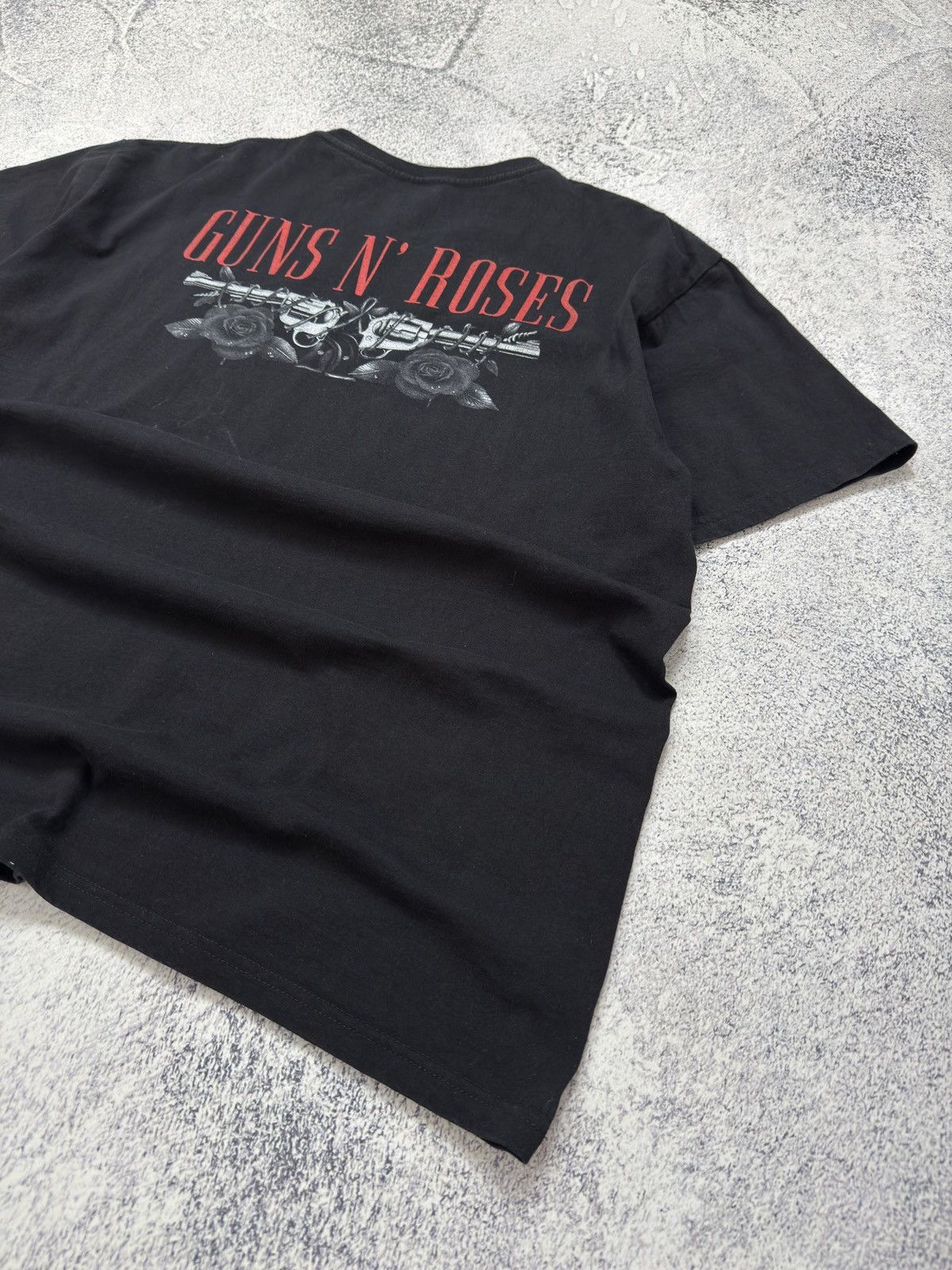 Guns N' Roses VINTAGE 90s GUNS N ROSES USE YOUR ILLUTION TOUR BAND T-SHIRT Size US XL / EU 56 / 4 - 13 Thumbnail