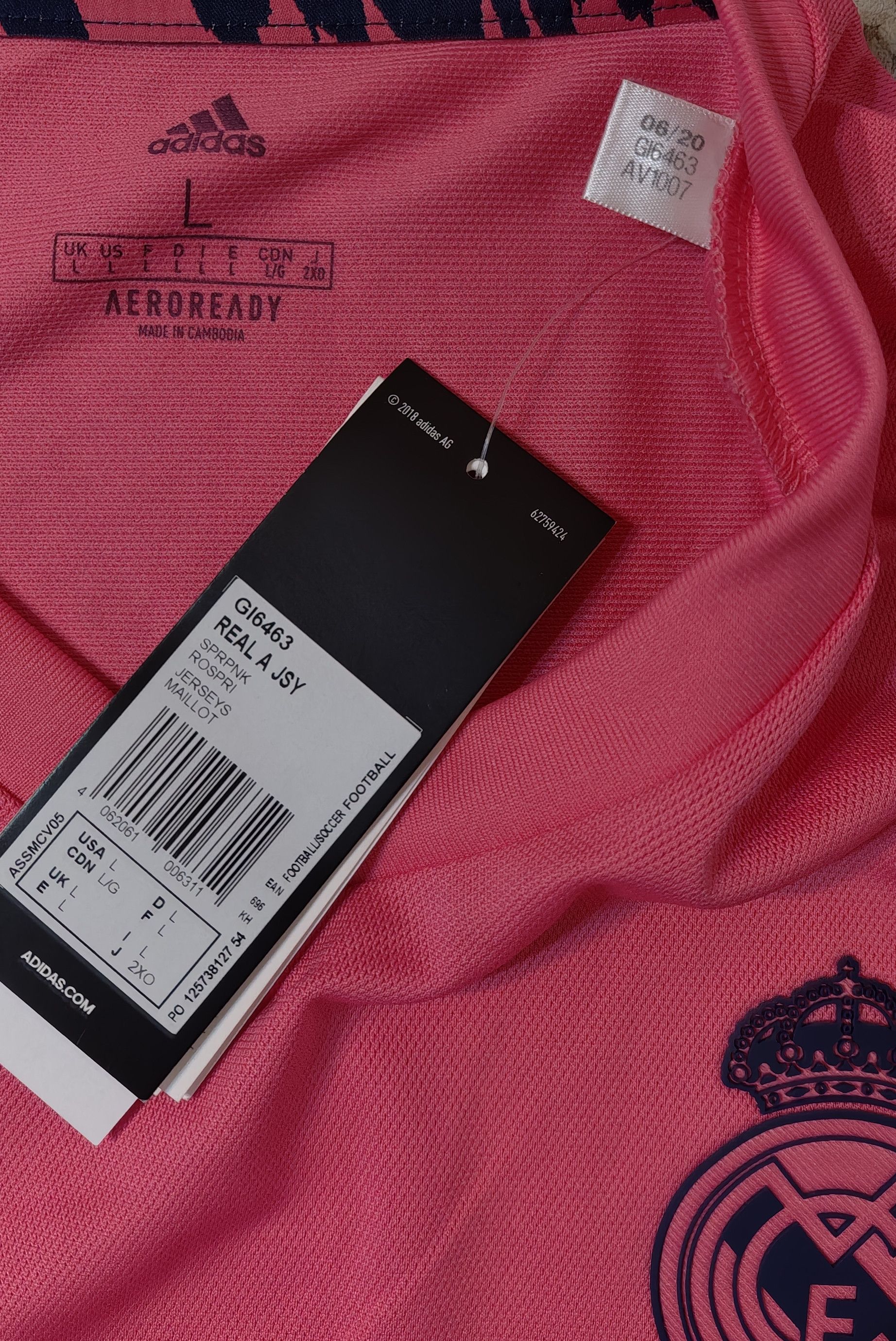 Adidas Real Madrid 2020 2021 Away Football jersey adidas gi6463 Size US L / EU 52-54 / 3 - 4 Thumbnail