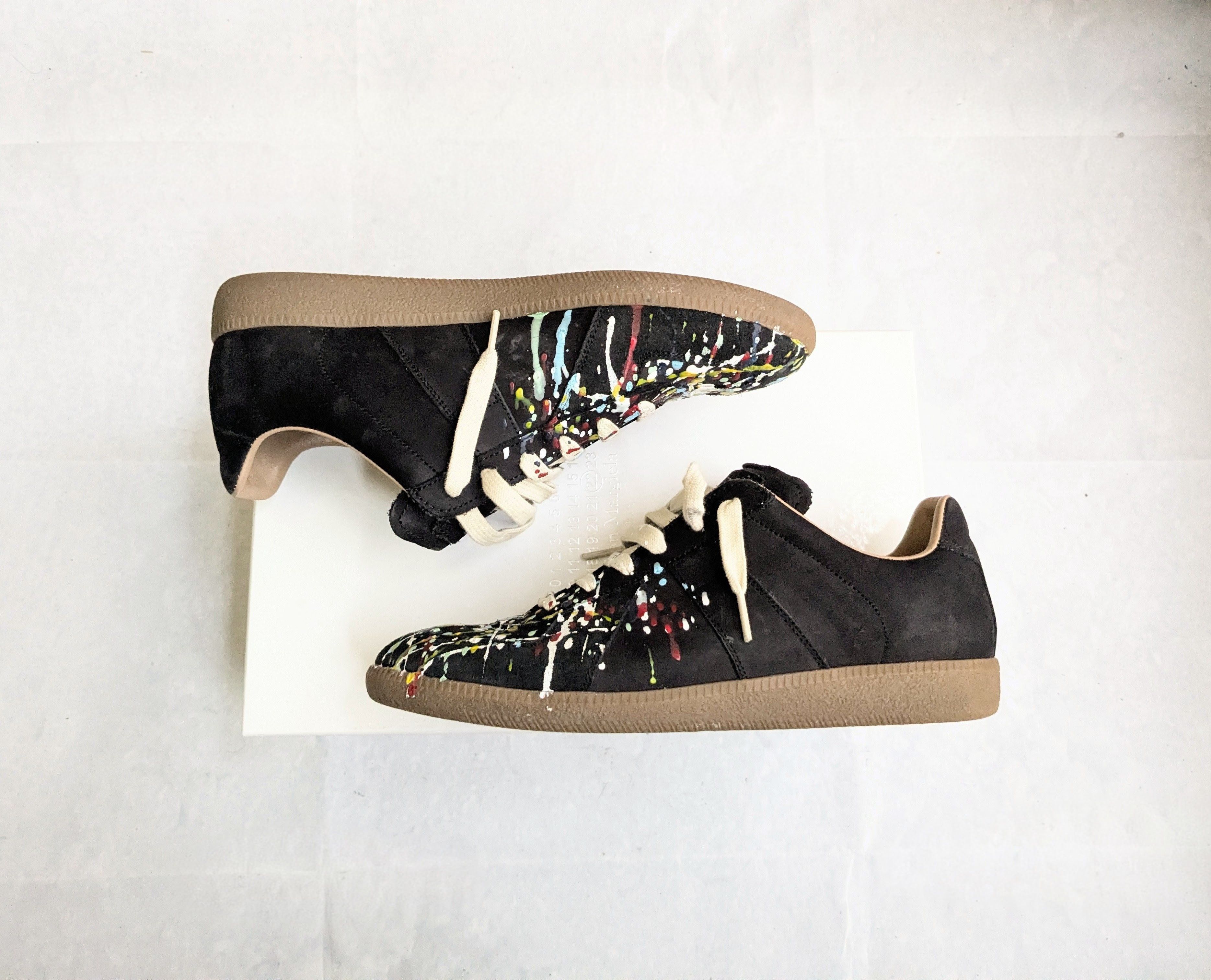 Maison Margiela Maison Margiela GAT Replica Black Paint 9 42 Gum Low Size US 9 / EU 42 - 2 Thumbnail