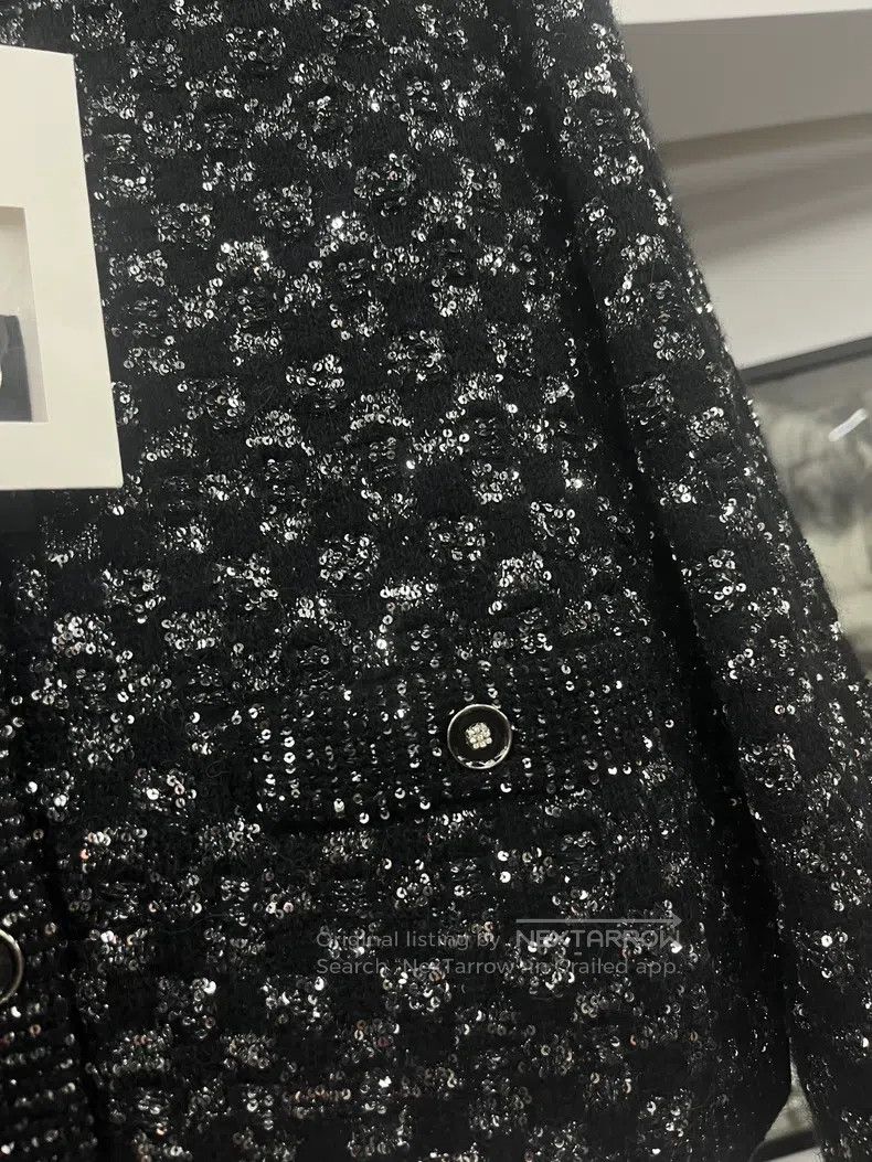 Chanel Chanel 23B Black Sequin Knitwear coat Size XXS / US 00 / IT 34 - 2 Thumbnail