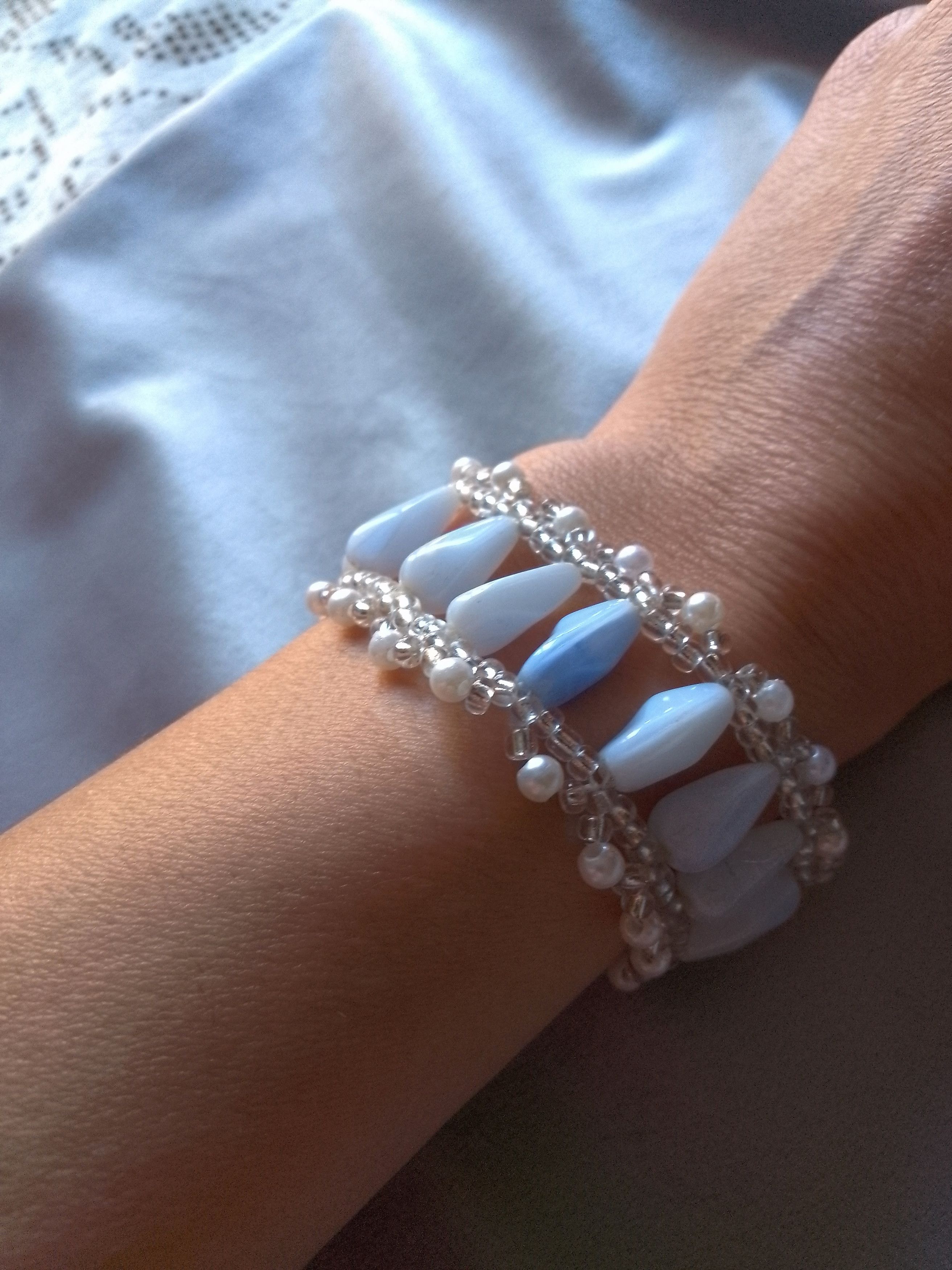 Handmade Bracelet Blue Gemstones Tumbled Quartz Elegant Size ONE SIZE - 4 Thumbnail