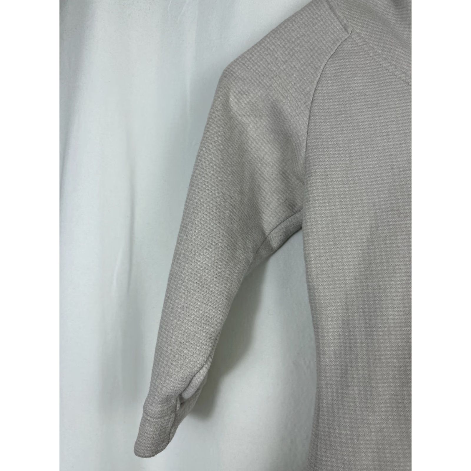 Mountain Hardwear Nike Shirt Women's Mountain Hardwear Hoodie Sweatshirt Oversized 3/4 Sleeves Beige Medium Size M / US 6-8 / IT 42-44 - 2 Thumbnail