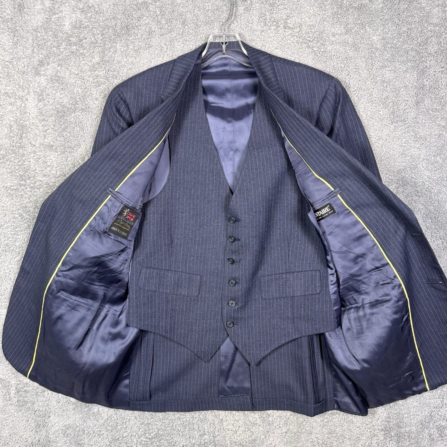 Austin Reed VINTAGE Austin Reed Suit Mens 40L 34x31 Regentaire 3 Piece Slacks Jacket Vest USA Stripe Stripe Wool Blue Pattern 80s 90s City Classic Preppy Dad Mens Size US XXS / EU 40 - 3 Thumbnail