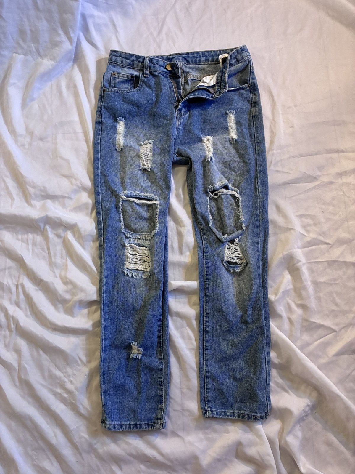 Shein SHEIN Distressed Straight Leg Jeans Size 25" / US 0 / IT 36 - 1 Thumbnail