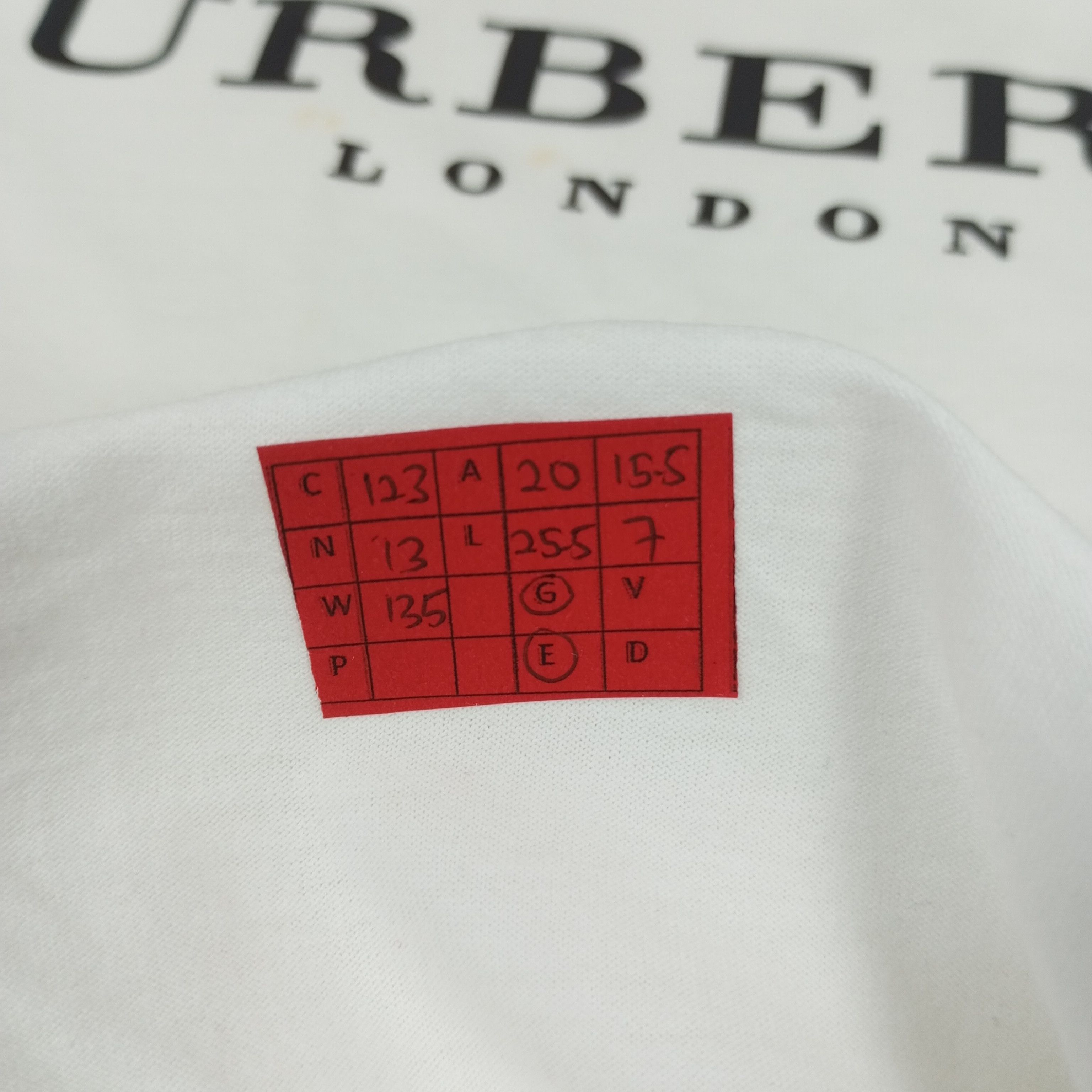 Burberry Burberry London Luxury Fashion Custom Art Tshirt Size US M / EU 48-50 / 2 - 10 Thumbnail