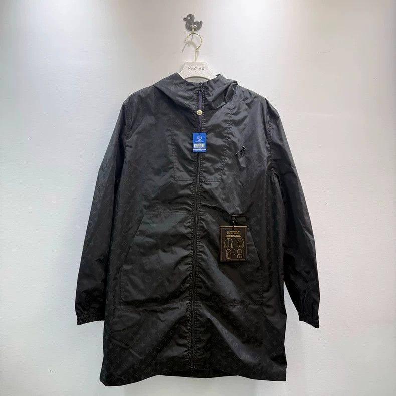 Louis Vuitton Louis Vuitton 23 New Dark Embossed Full Logo Jacket Size US L / EU 52-54 / 3 - 1 Thumbnail