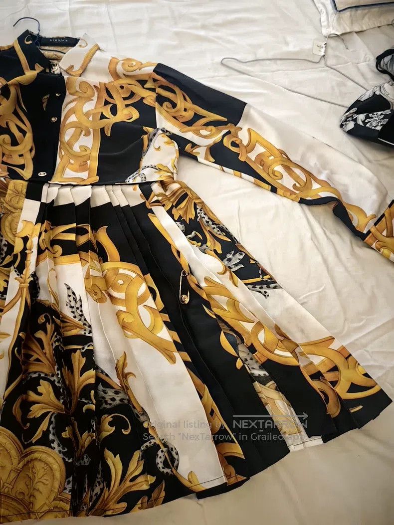 Versace Versace Baroque print silk dress Size M / US 6-8 / IT 42-44 - 4 Thumbnail