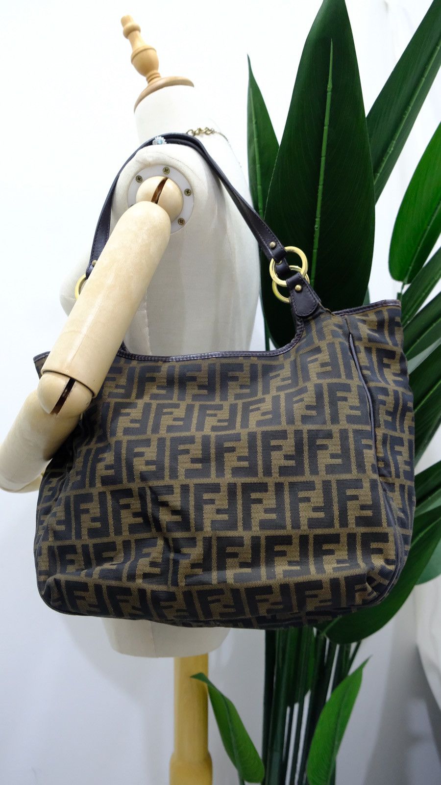 Fendi zucca shoulder bag hotsell