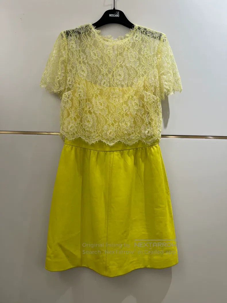 Valentino Valentino Lemon yellow lace dress Size M / US 6-8 / IT 42-44 - 2 Thumbnail