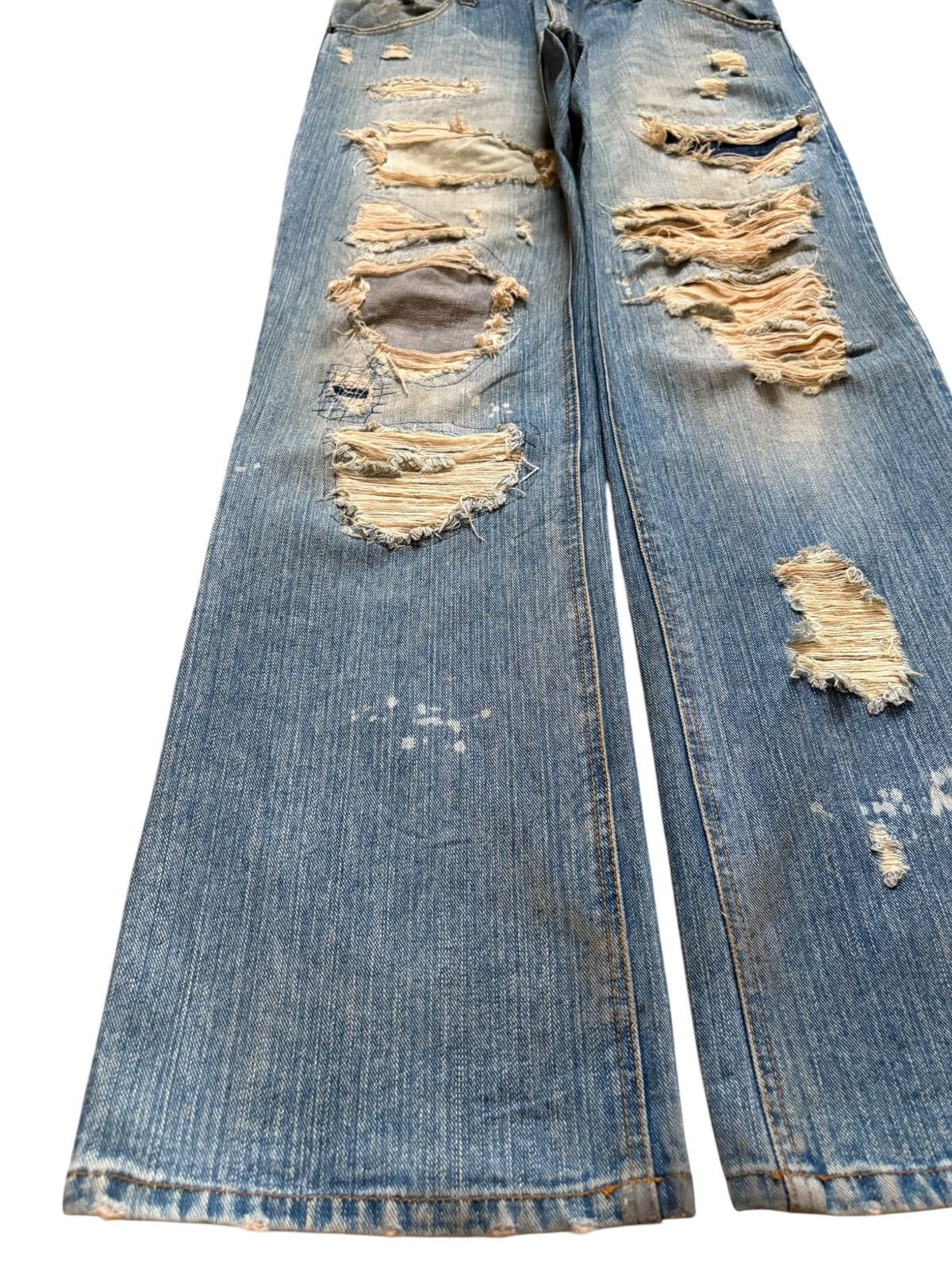 Japanese Brand Vintage Japanese Brand Bleach Rusty Mud Wash Rip Baggy Jean Size US 31 - 6 Thumbnail