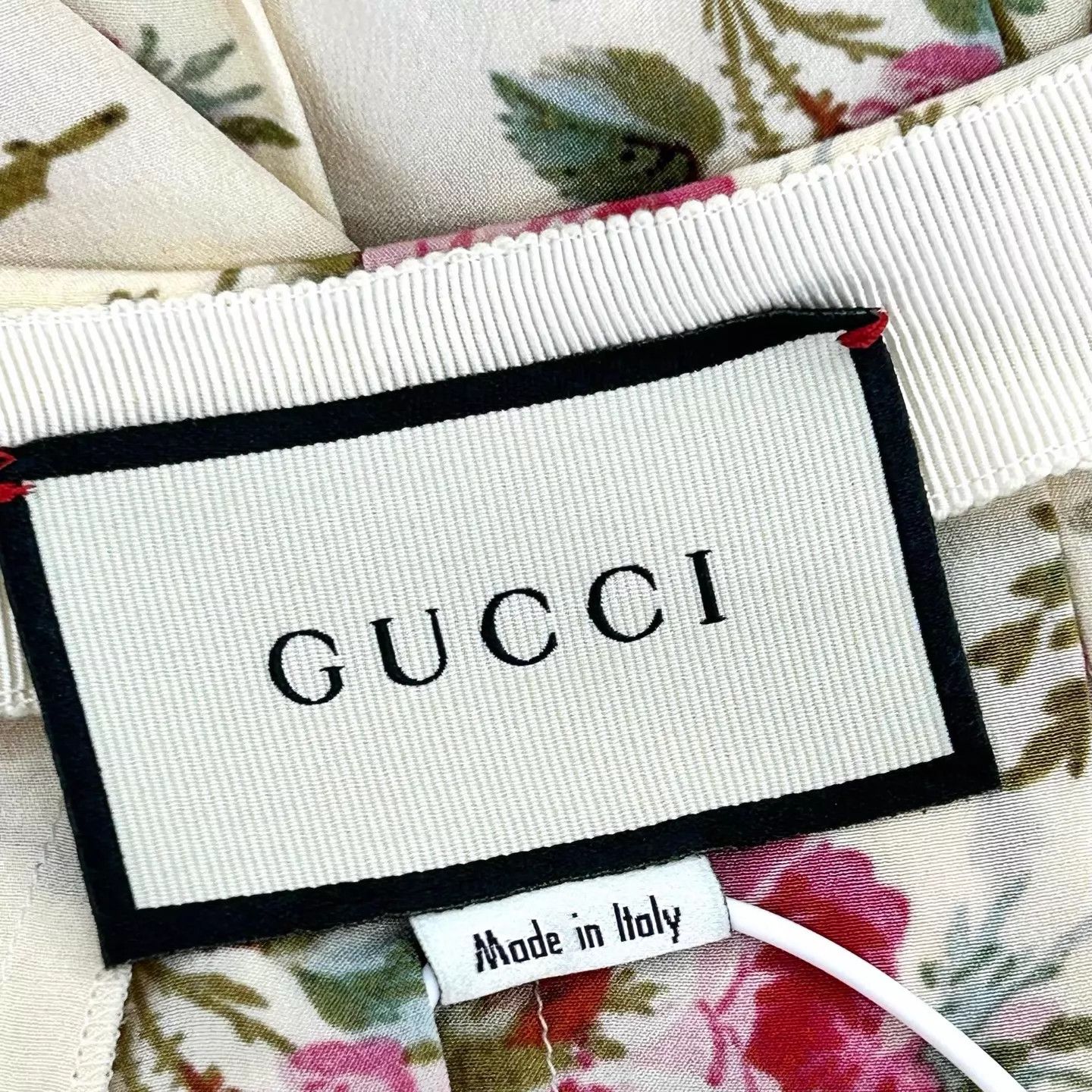 Gucci Gucci beach vacation floral pattern skirt Size 26" / US 2 / IT 38 - 3 Thumbnail