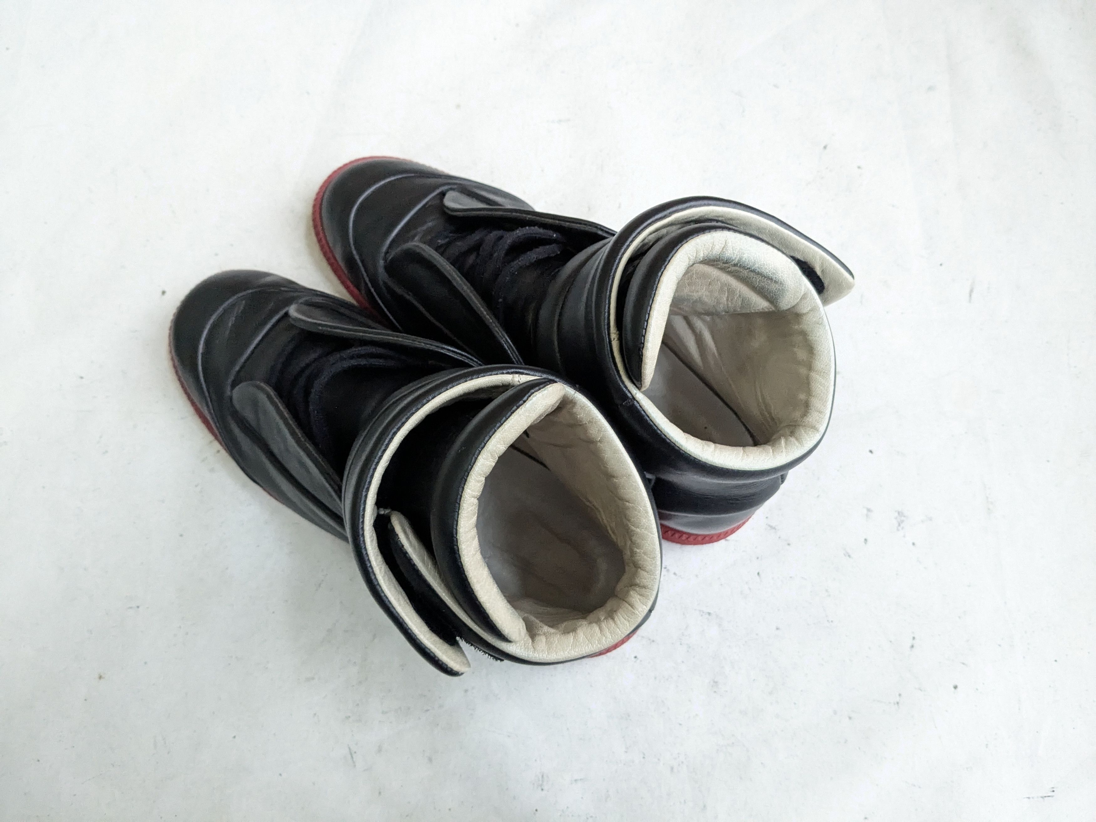 Maison Margiela Maison Margiela Future Black Red 7 40 High Tops Leather Size US 7 / EU 40 - 12 Thumbnail