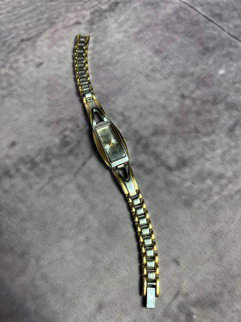 Vintage Omax Japanese Style Silver/Gold Bracelet Watch