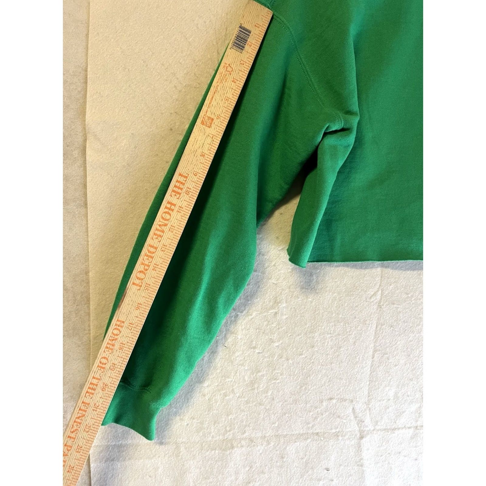 Gildan Gildan Sweatshirt Women Cropped Green S Small Graphic Lucky Charm Shirt Womens Size S / US 4 / IT 40 - 5 Thumbnail