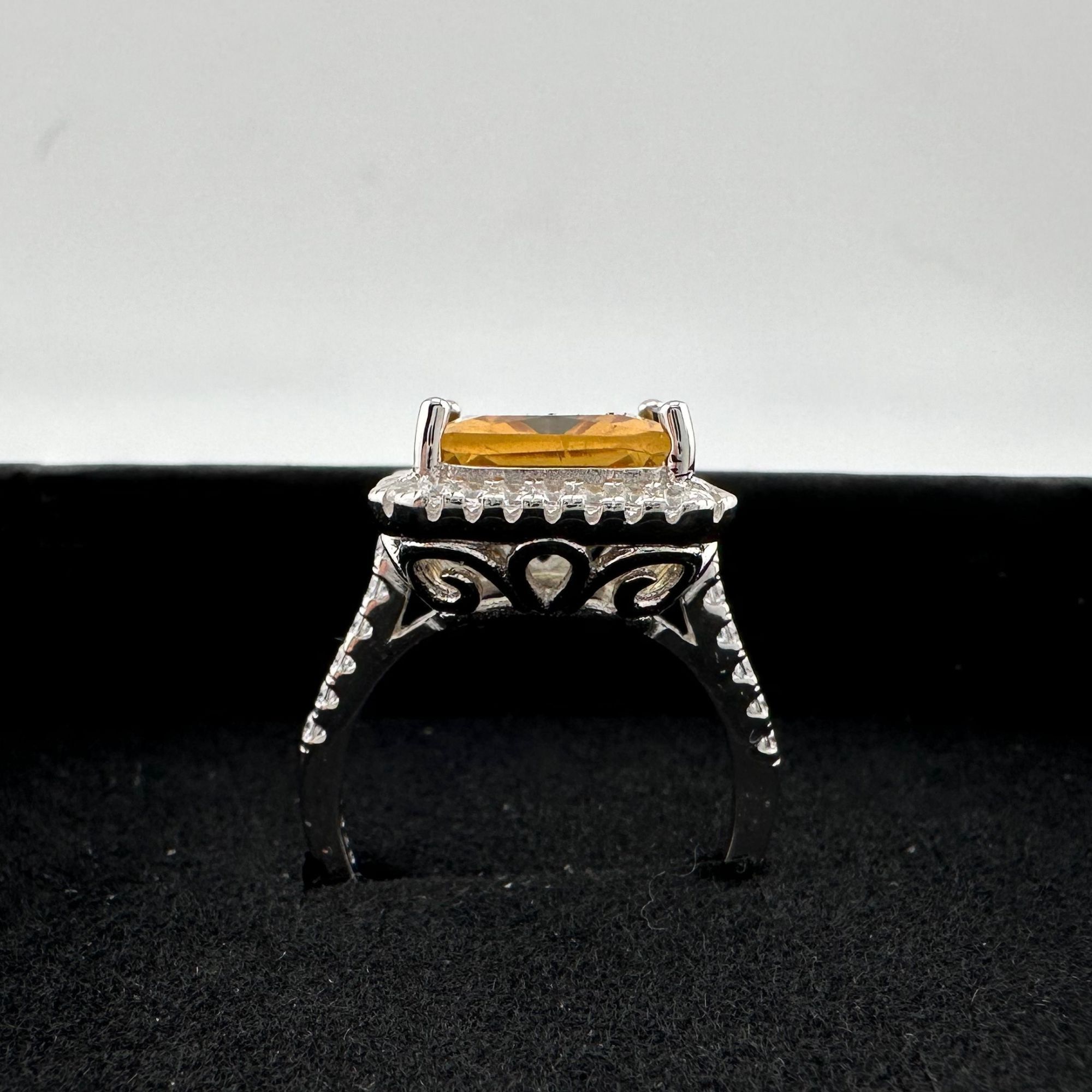 Other Elegant Emerald Cut Lab Created Sultanite Ring - Beautiful Size ONE SIZE - 17 Thumbnail