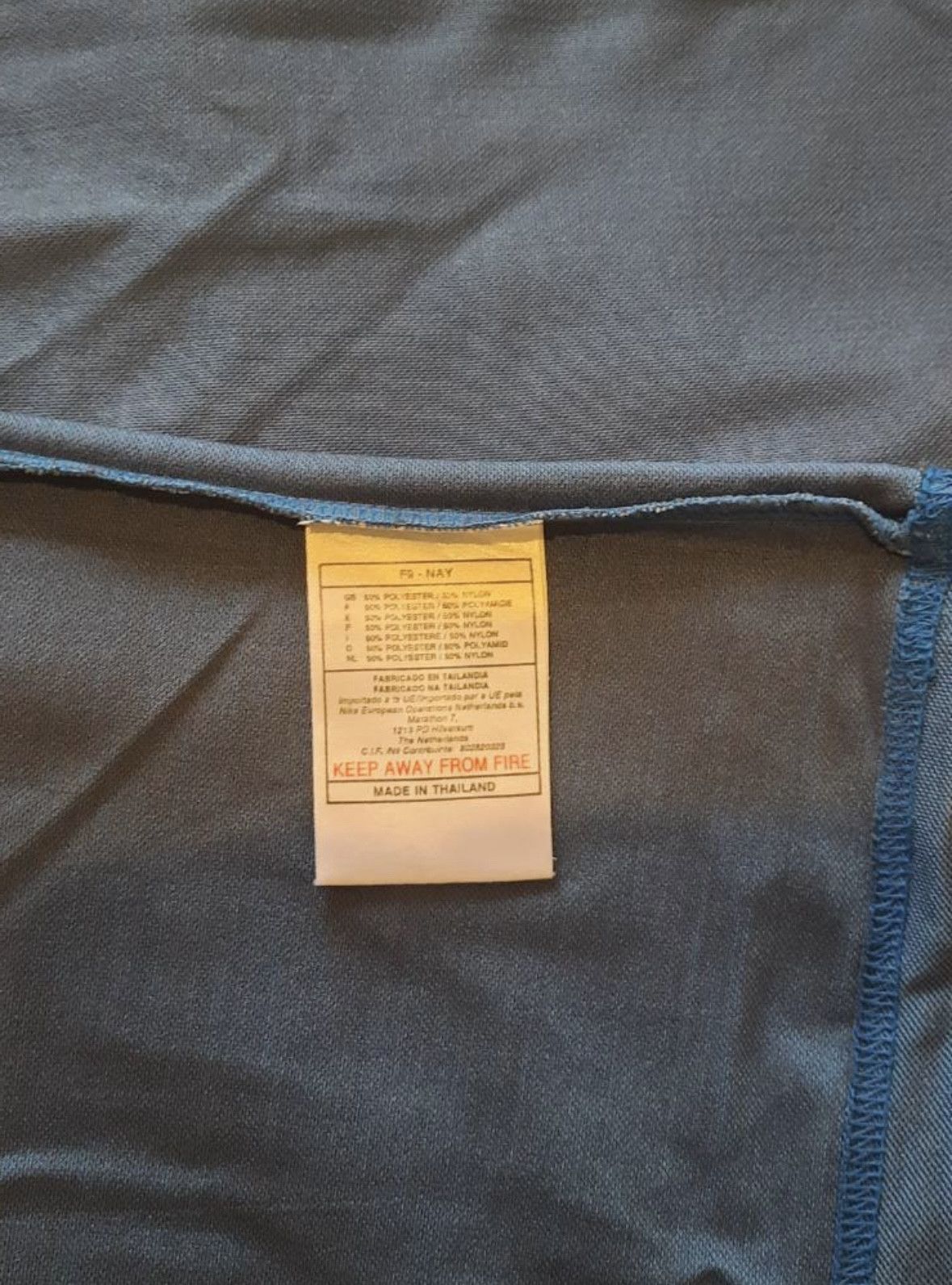 Nike Nike vintage t-shirt blue L Size US L / EU 52-54 / 3 - 15 Thumbnail