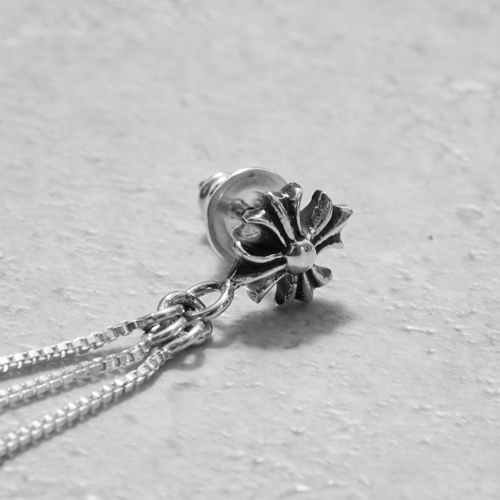 Chrome Hearts CHROME HEARTS JOJO PST PLS BS STAR L CROSS FUSTER EARRINGS Size ONE SIZE - 4 Thumbnail