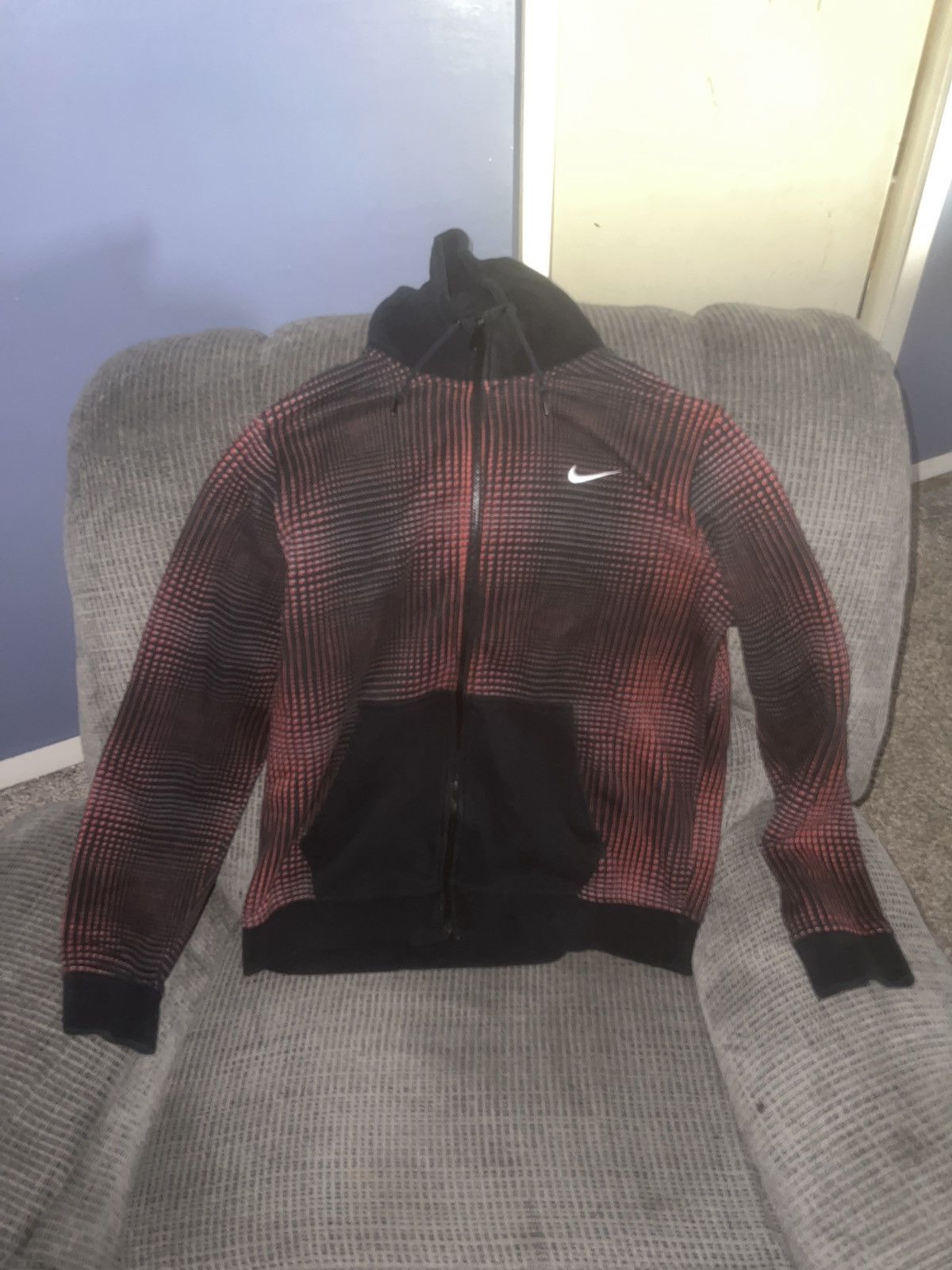 Nike Nike Logo Zip-Up Hoodie Size US XL / EU 56 / 4 - 1 Thumbnail
