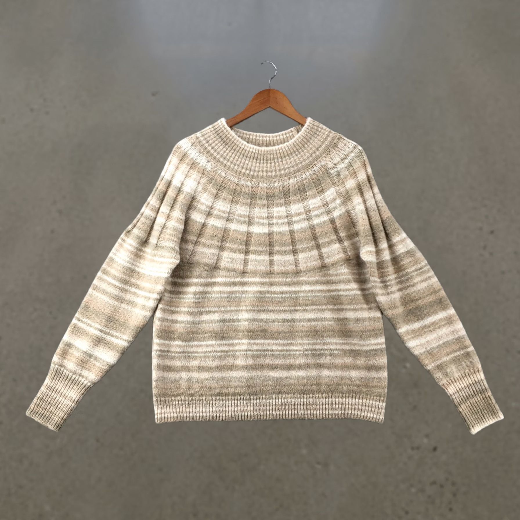 Vintage Knox Rose Pullover Sweater XL Beige Polyester Knit Long Sleeve Casual Womens Slim Fit Crew Neck Dolman Sleeve Size XL / US 12-14 / IT 48-50 - 1 Thumbnail