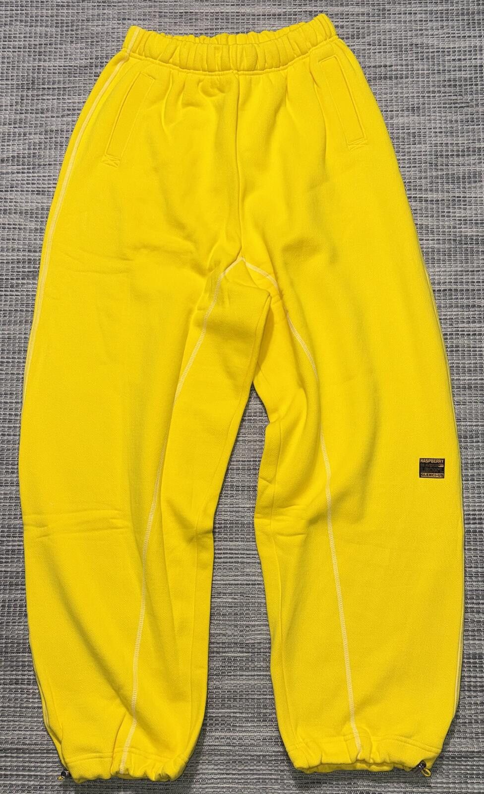 The GV Gallery GV Gallery Lemon Drop Sweats Size US 36 / EU 52 - 1 Thumbnail